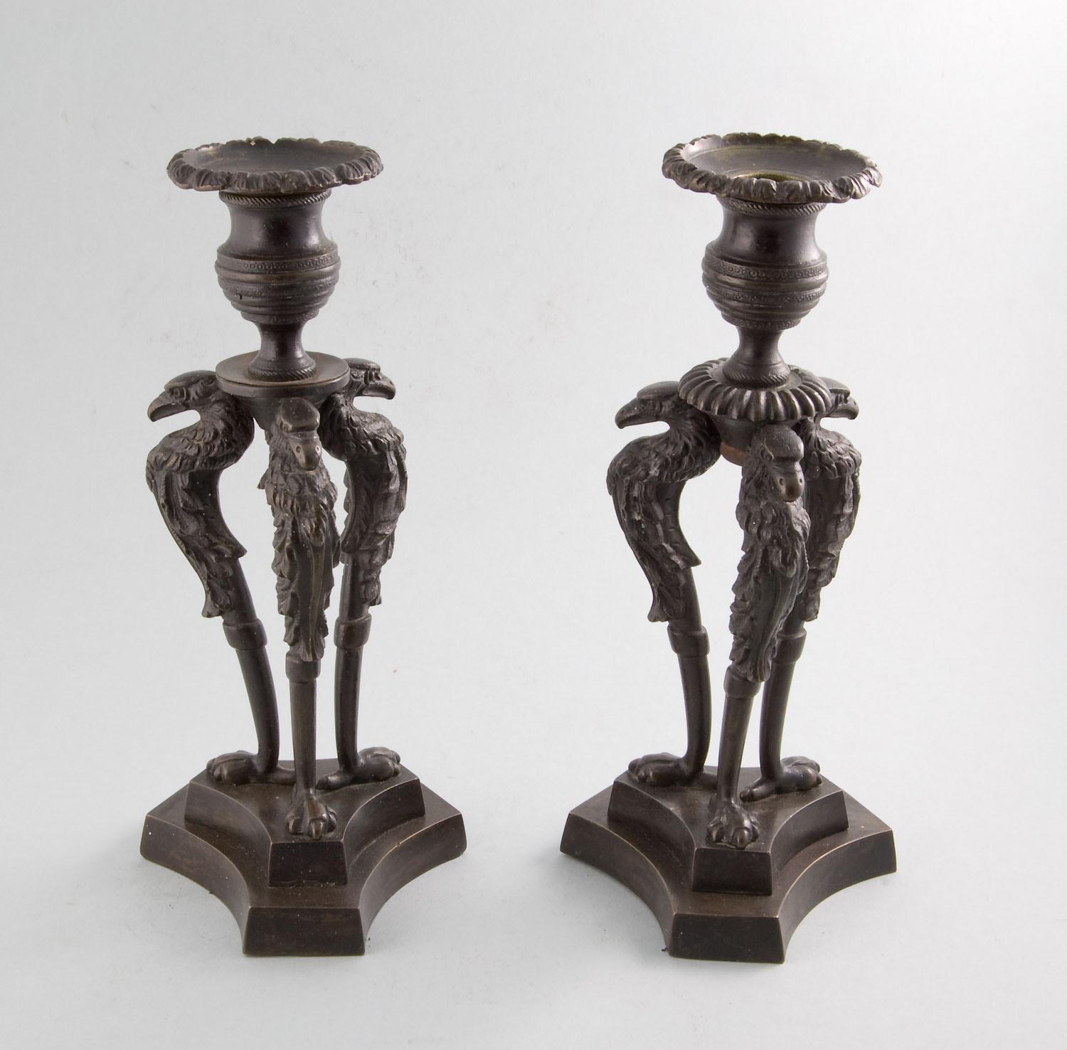 English Regency candlesticks in patinated bronze In Good Condition For Sale In London, GB
