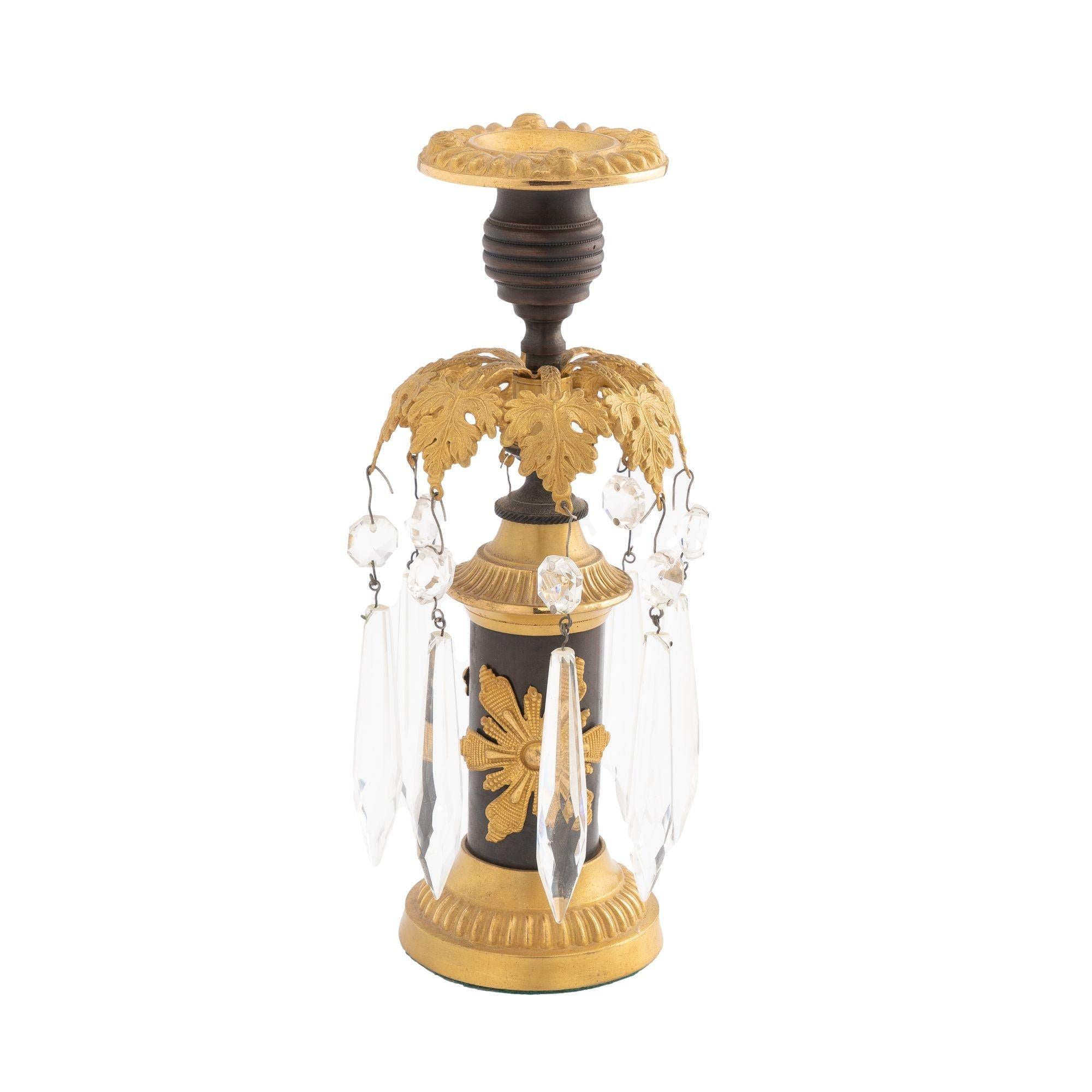 Englische Regency-Kerzenständer mit Kristallglasur, 1800 im Angebot 1