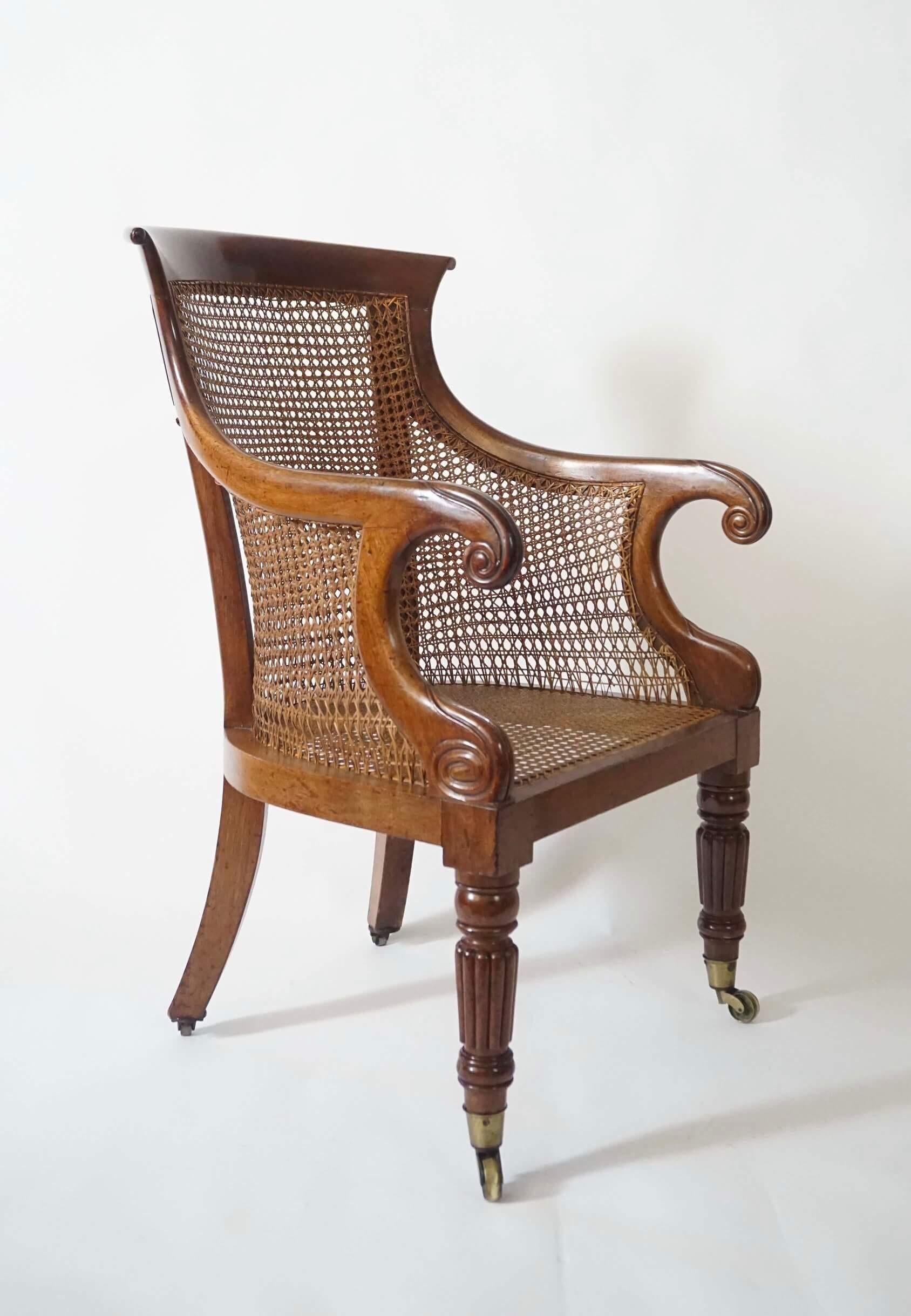 Englischer Regency-Sessel oder Bergere aus Mahagoni mit Caned, um 1830 im Angebot 4