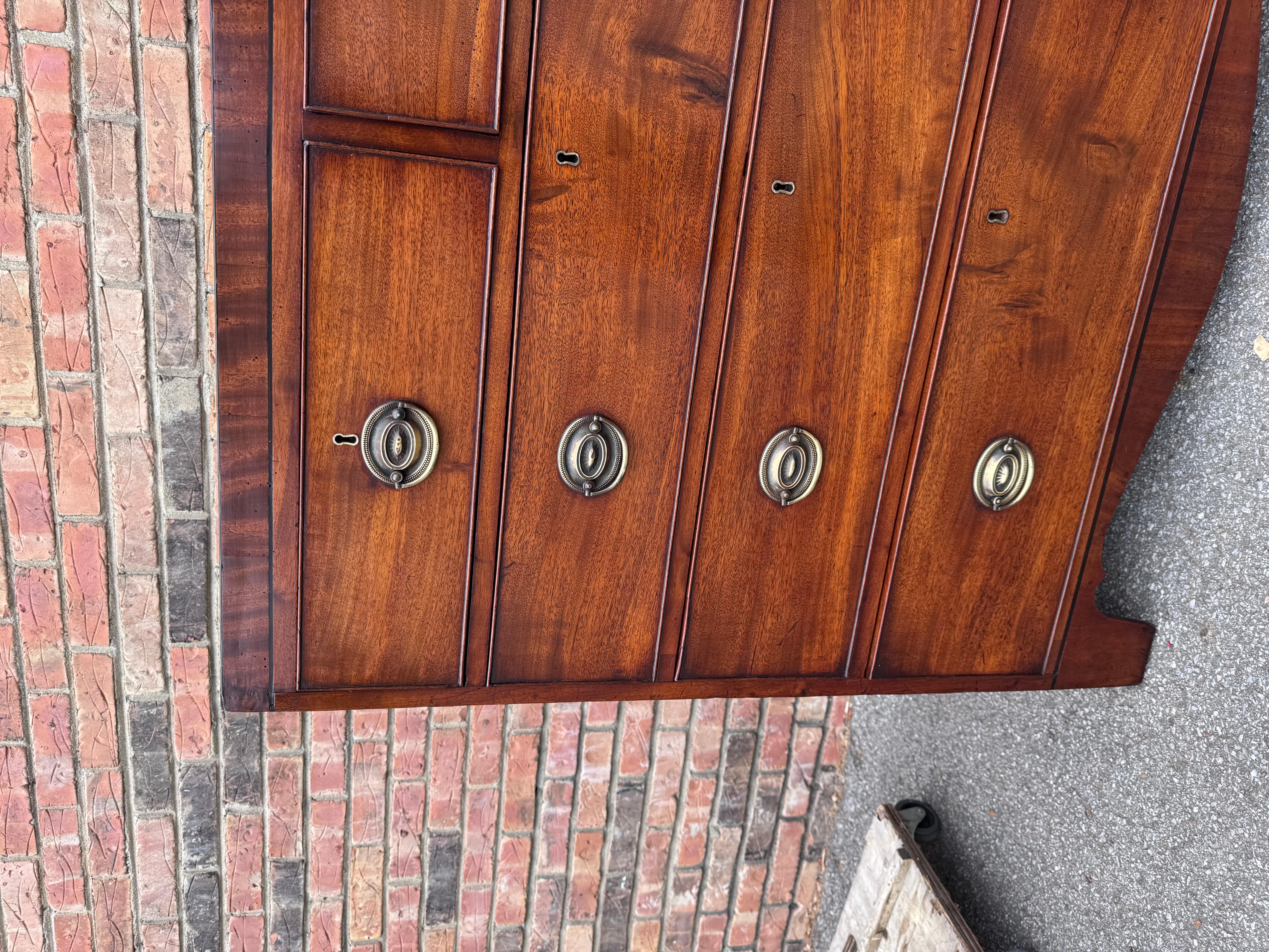English Regency Chest of Drawers In Good Condition For Sale In Nashville, TN