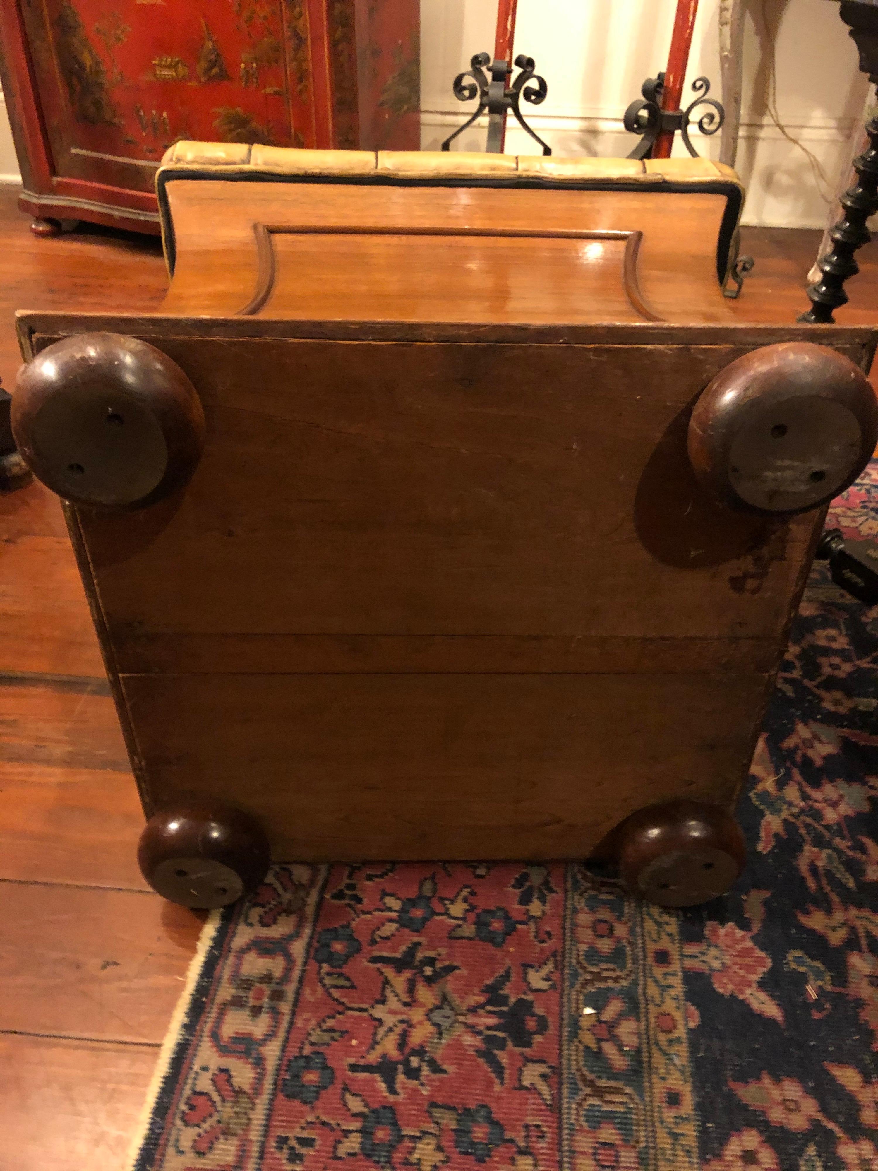 English Regency Concave Stool with Tufted Leather Top 1