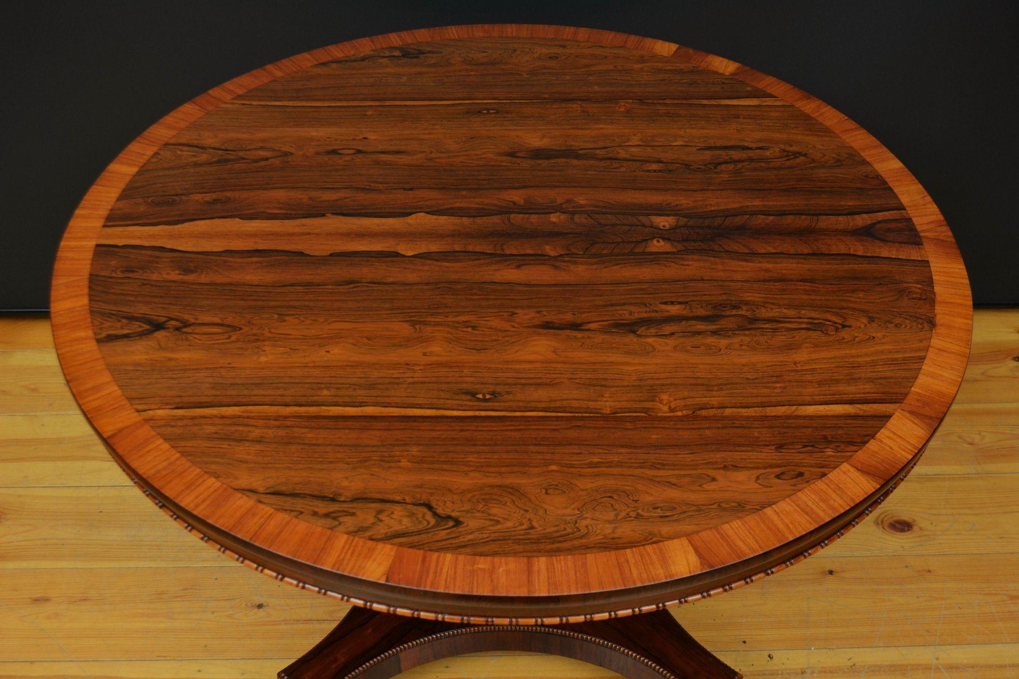 19th Century English Regency Dining Table / Centre Table in Rosewood For Sale