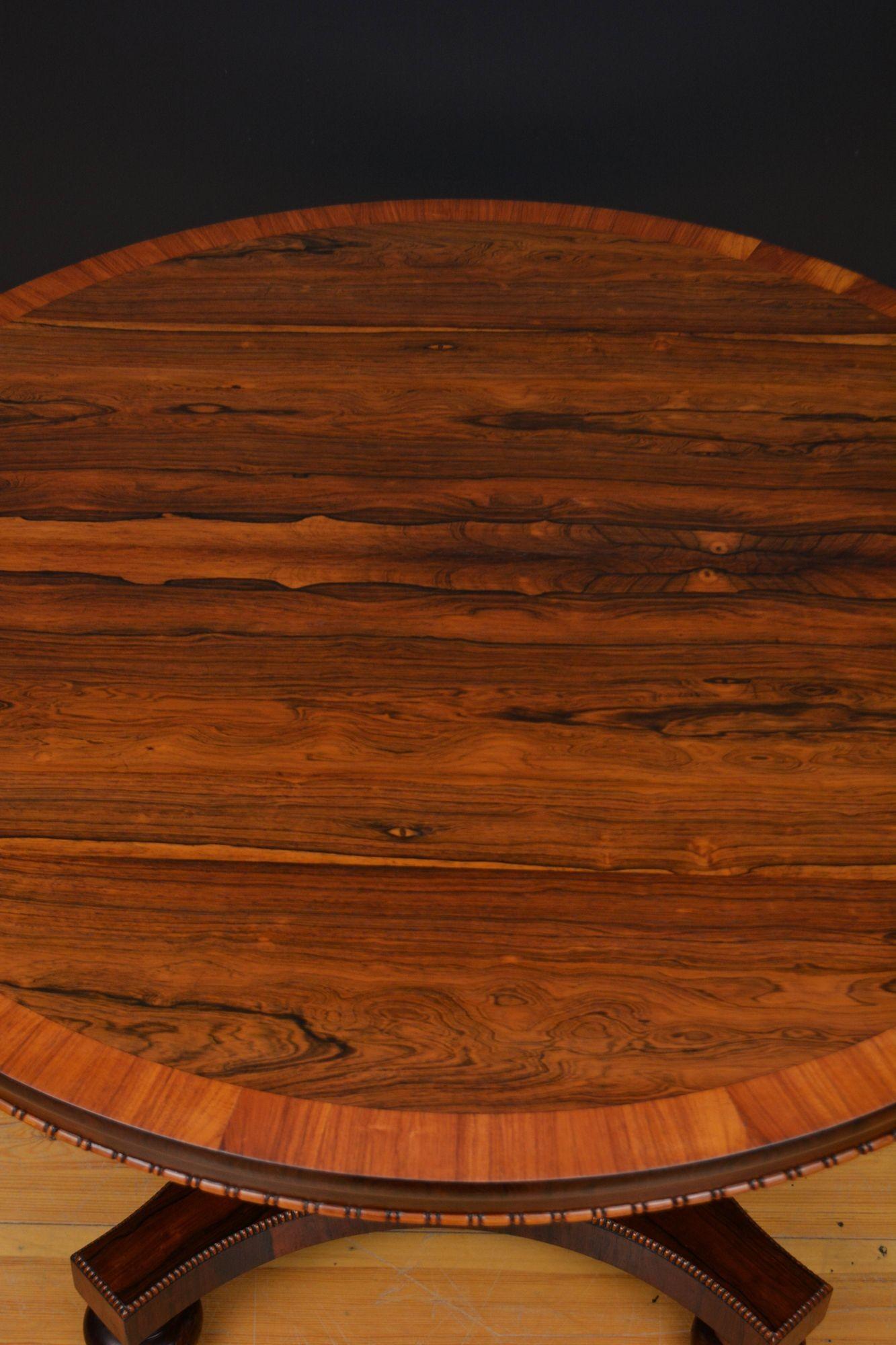 English Regency Dining Table / Centre Table in Rosewood For Sale 2
