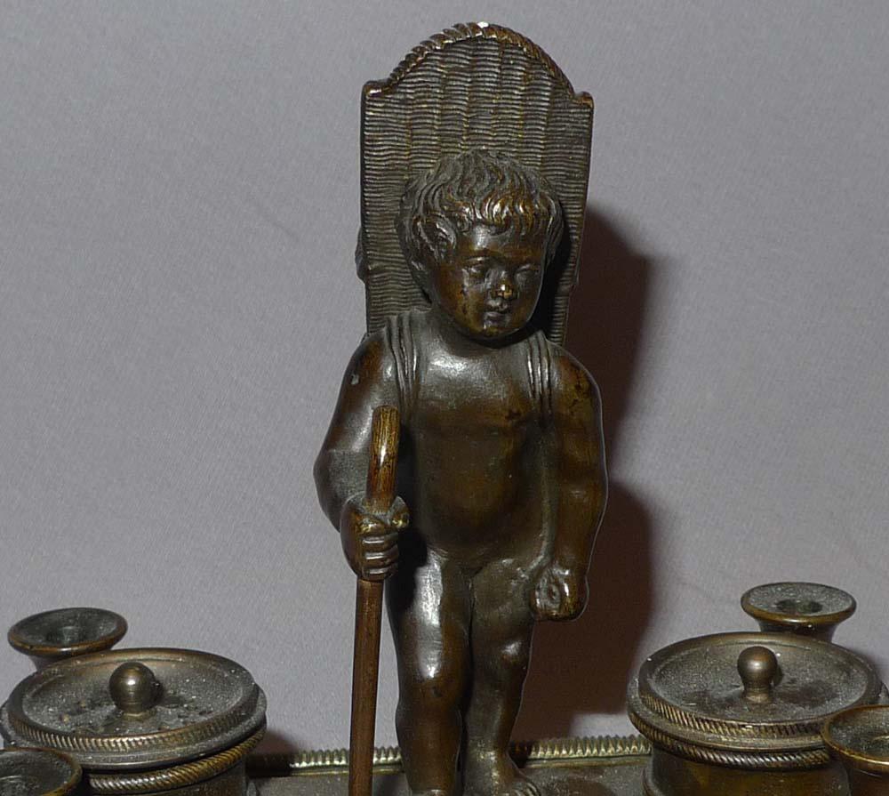 Inglese Scrivania e fiammifero inglese Regency in bronzo patinato in vendita