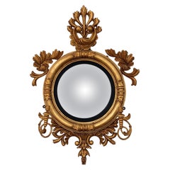 Miroir girandole anglais de style Régence en bois sculpté et doré