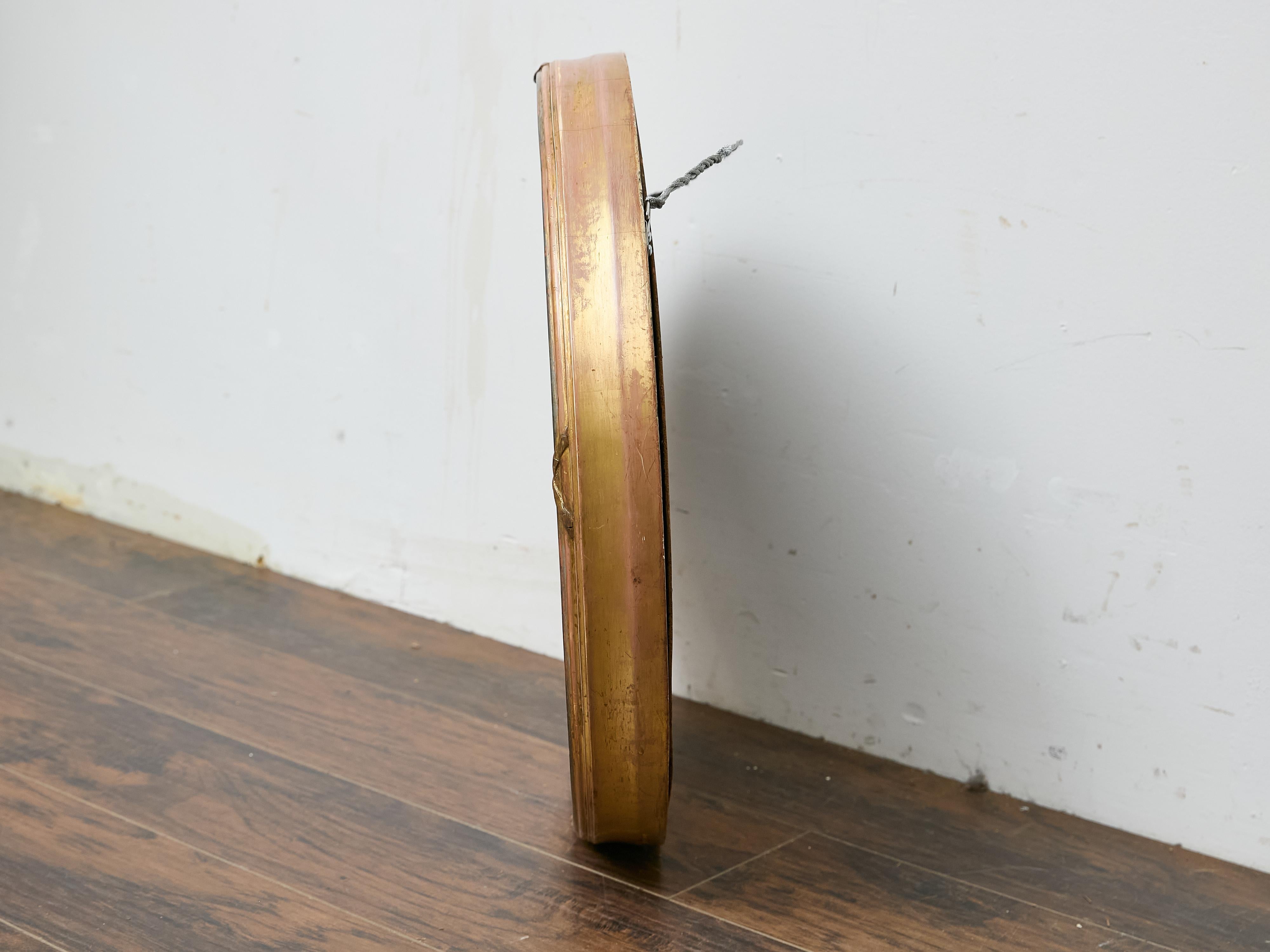 Miroir convexe en bois doré de style Régence anglaise avec accents Ball and Ball ébonisés Bon état - En vente à Atlanta, GA