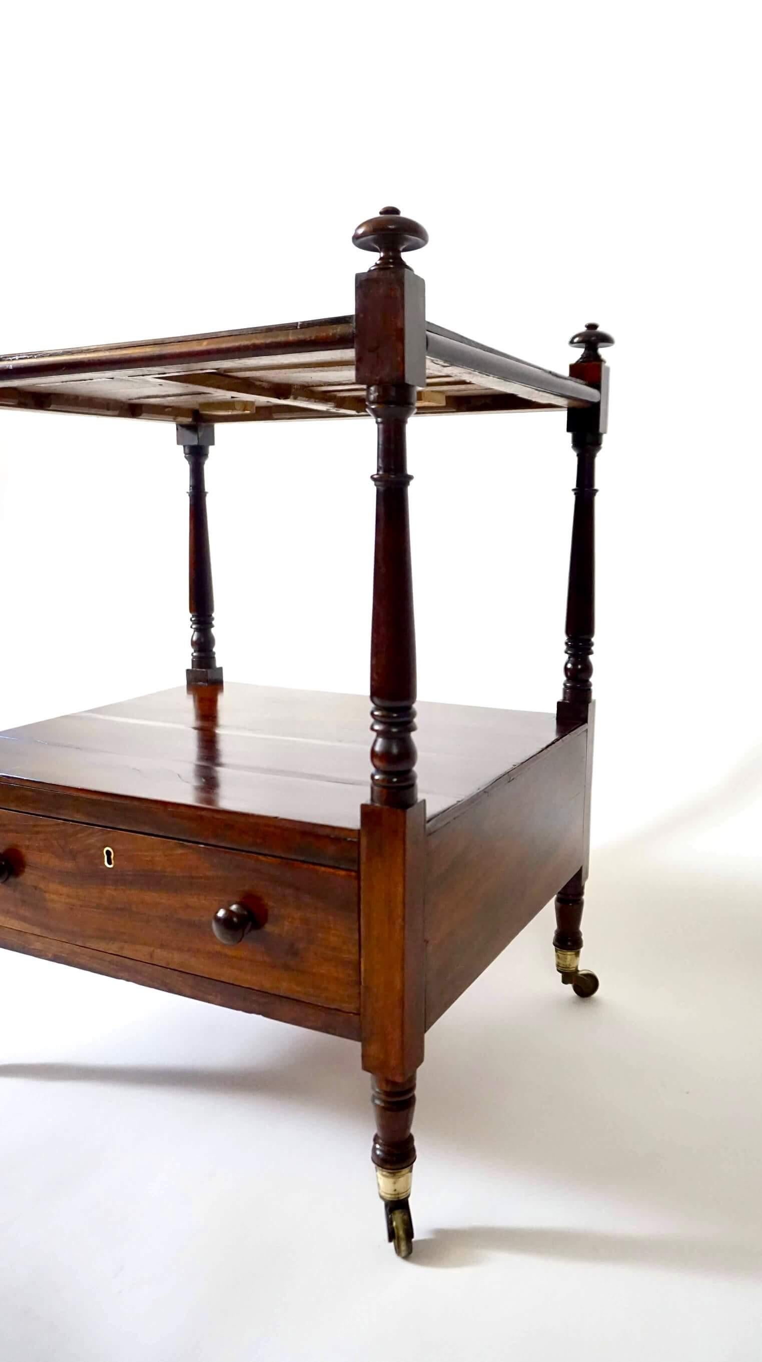 English Regency Gonçalo Alves Low Etagere or Two-Tier Stand with Drawer, c. 1815 For Sale 4
