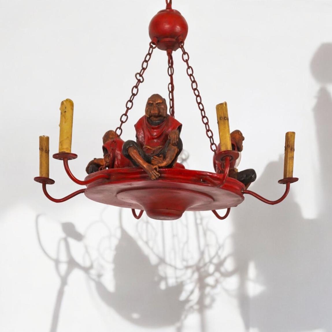 English Regency Hunt Style Tole Monkey Chandelier W/ 6 Arms Att. B. Huebbe In Good Condition In Kennesaw, GA