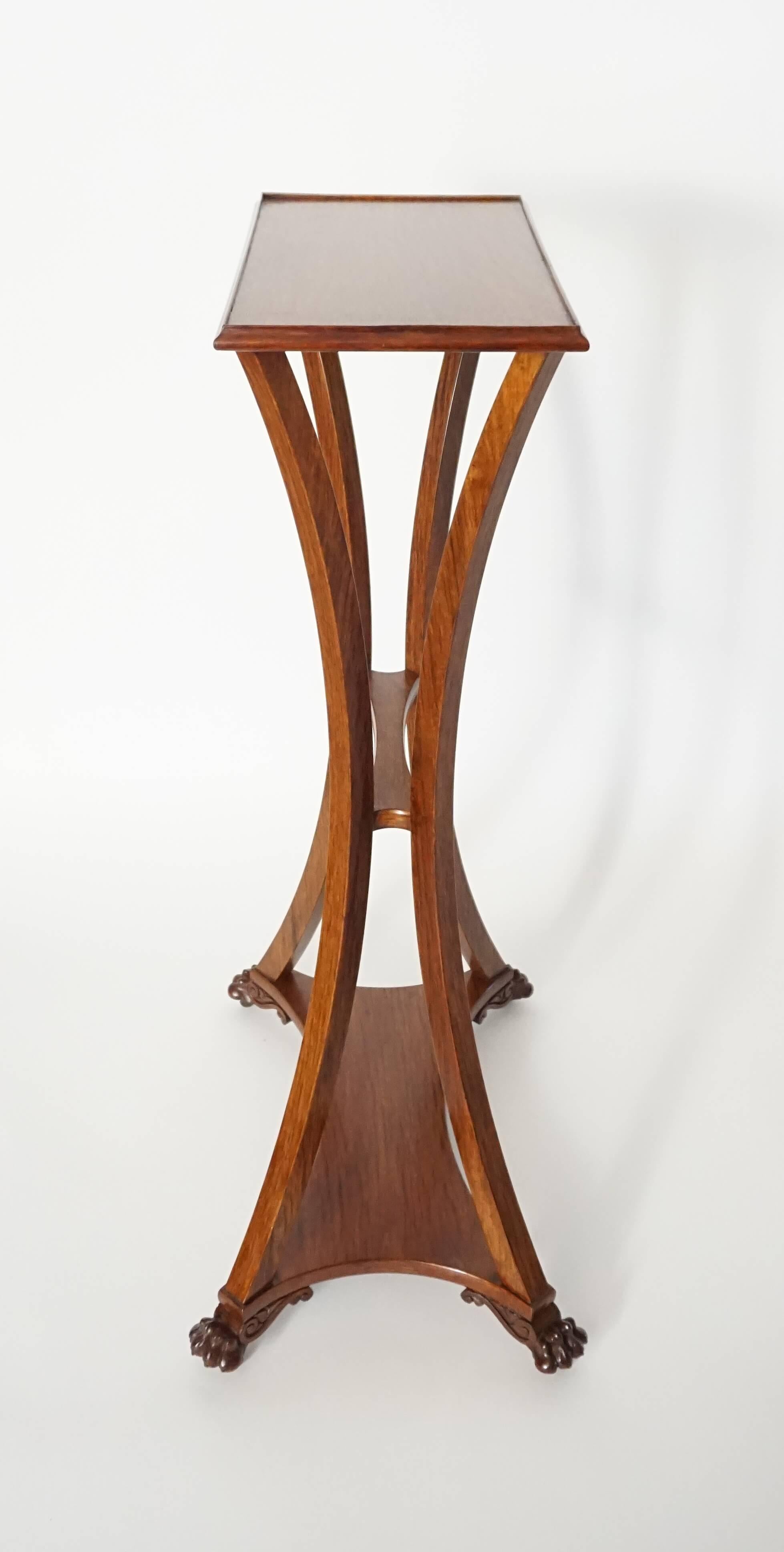 English Regency Quarter Sawn Sycamore Stand, circa 1820 In Good Condition In Kinderhook, NY