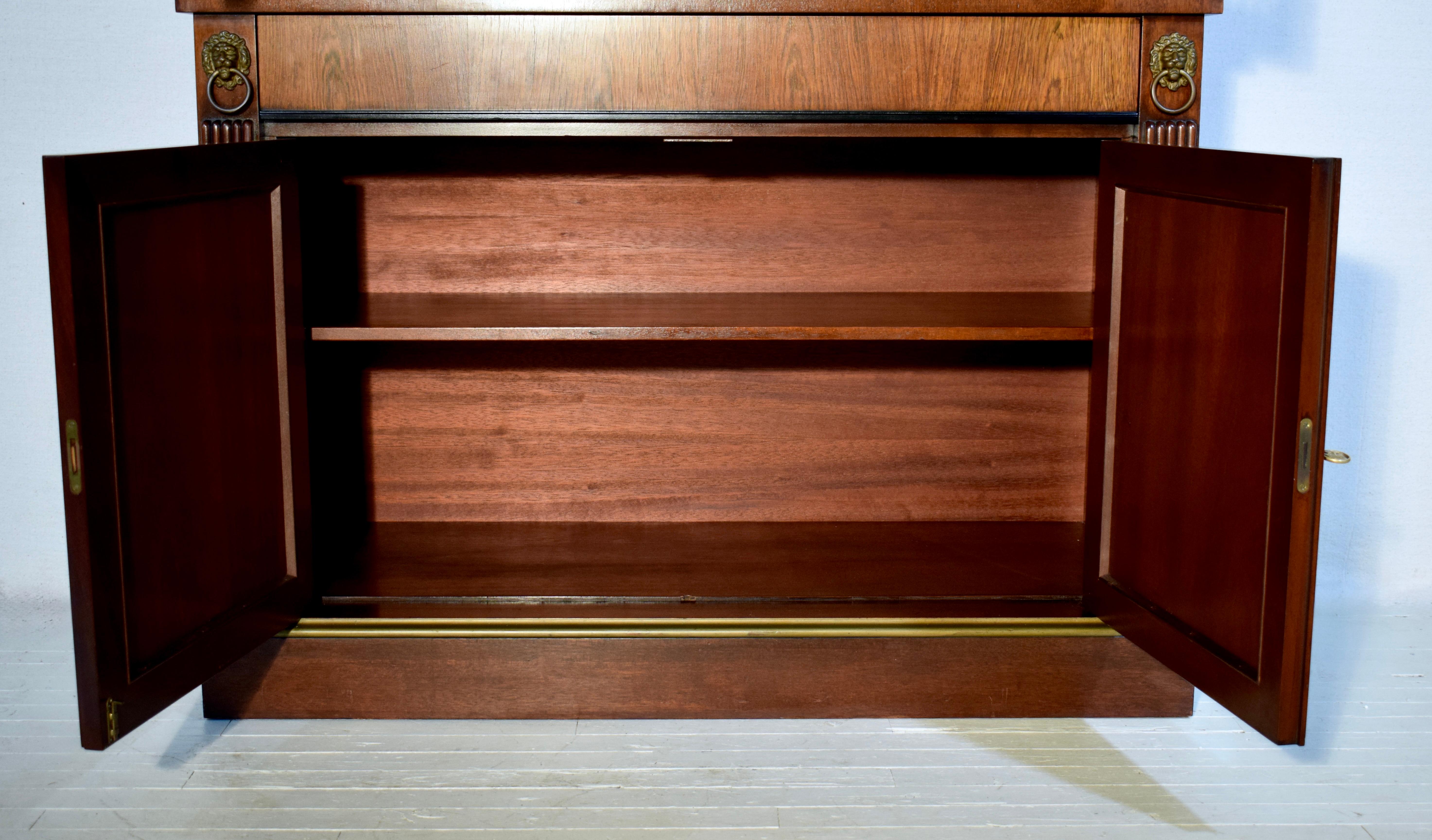 English Regency Mahogany Bookcase China Cabinet With Brass Lattice Doors For Sale 2
