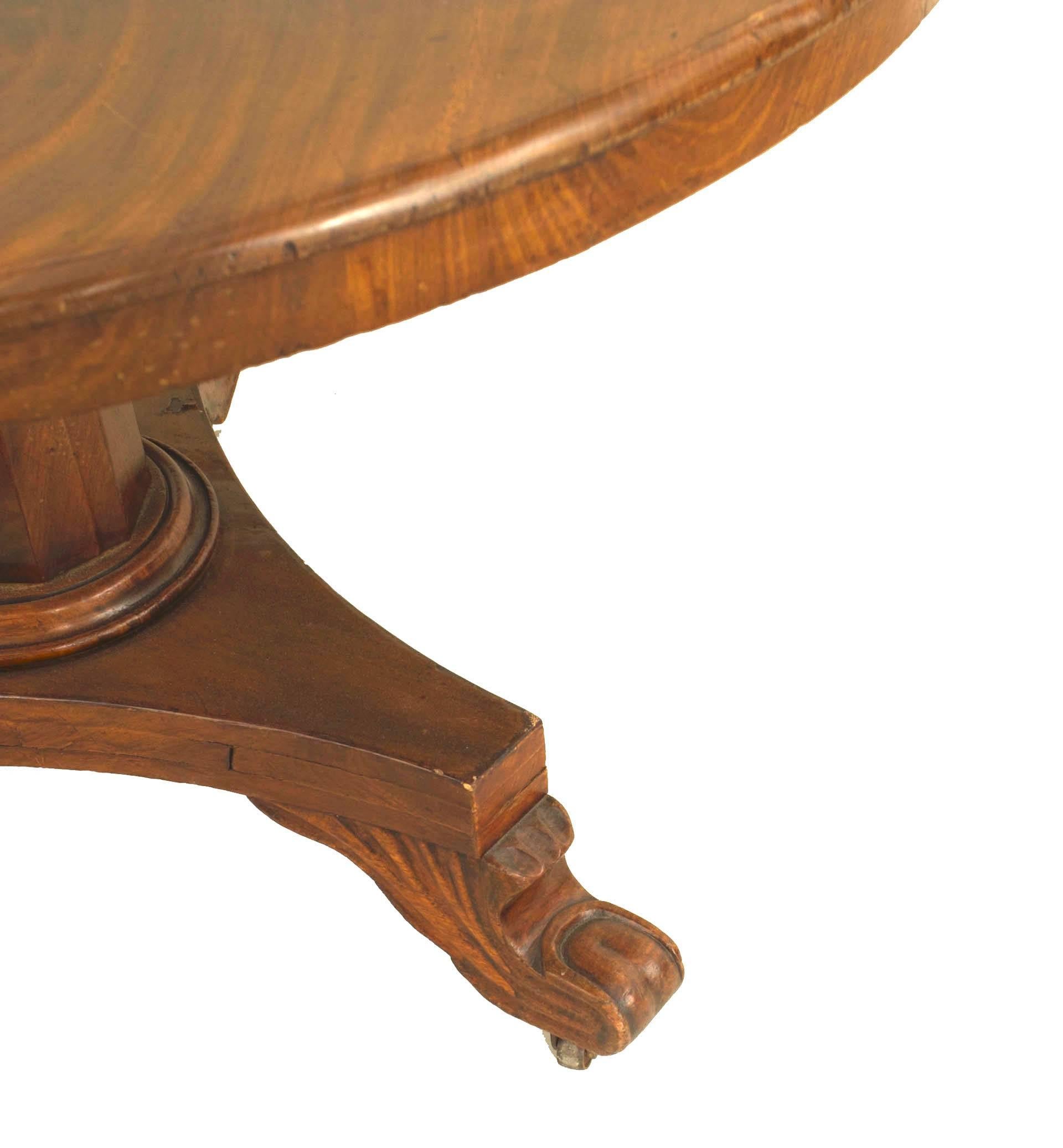 Table centrale en acajou de style Régence anglaise Bon état - En vente à New York, NY