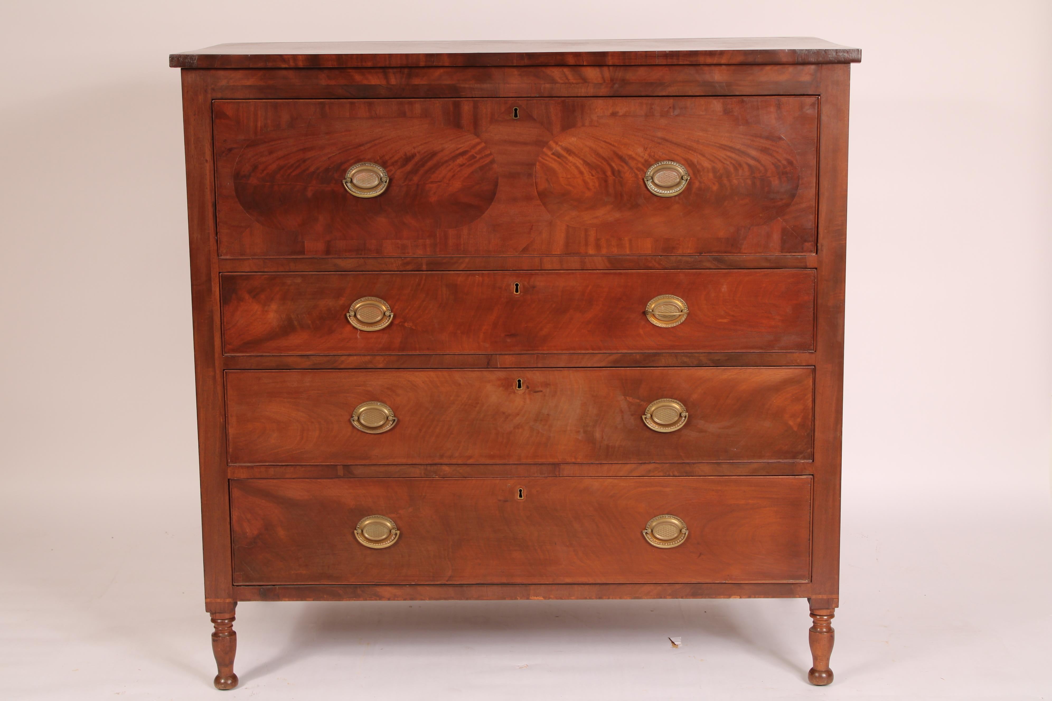 Regency Coffre en acajou de style Régence anglaise / Desi en vente