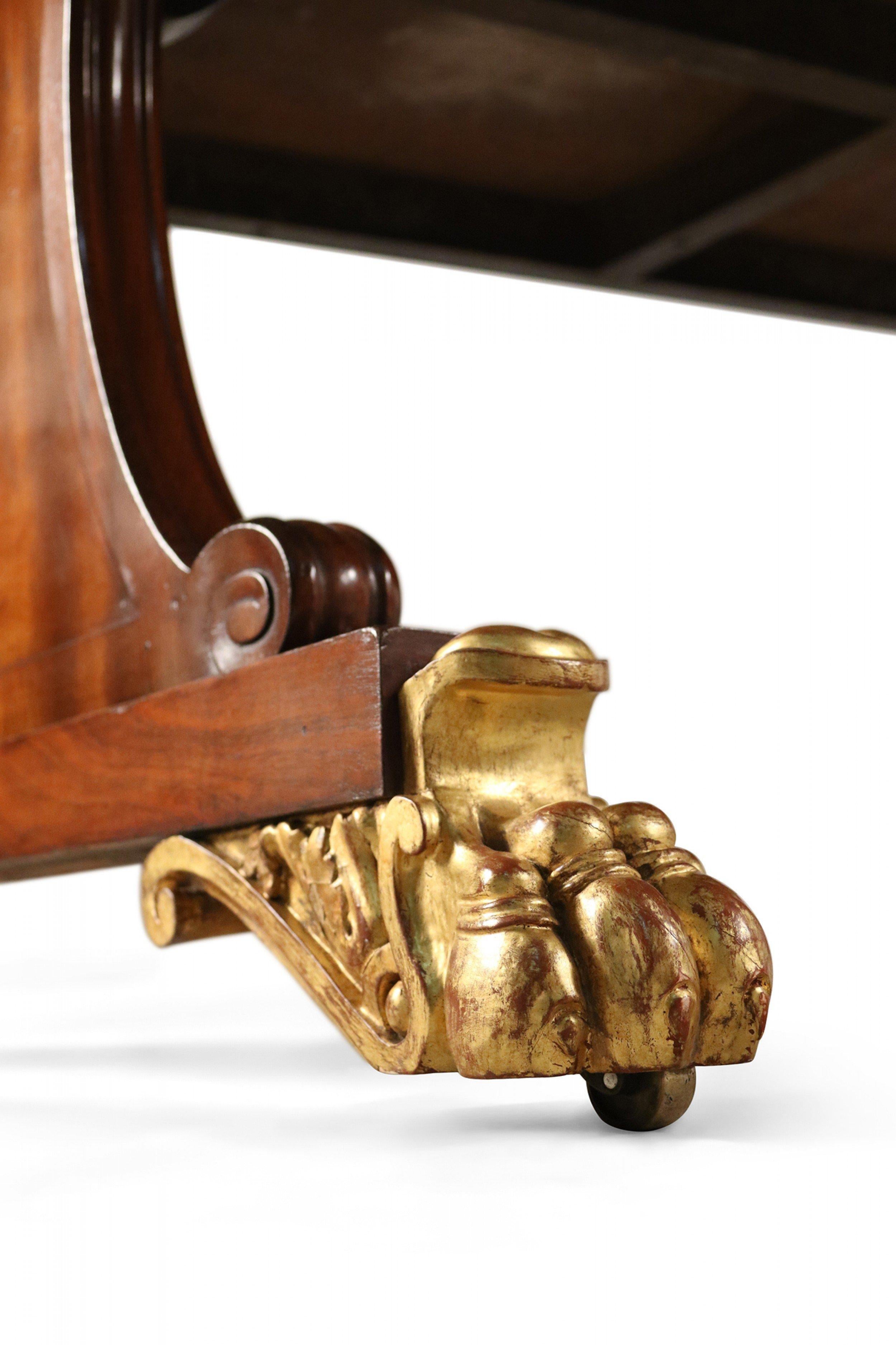Table de salle à manger Regency anglaise en acajou à pieds griffes en vente 1