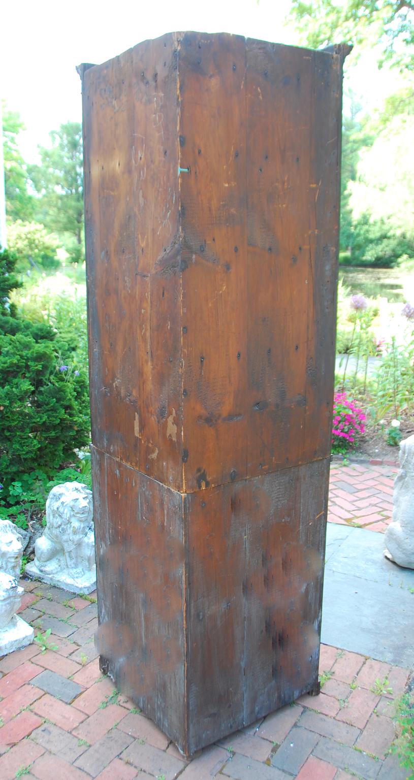 English Regency Mahogany Glazed Corner Cupboard of Small Size In Good Condition In Wells, ME