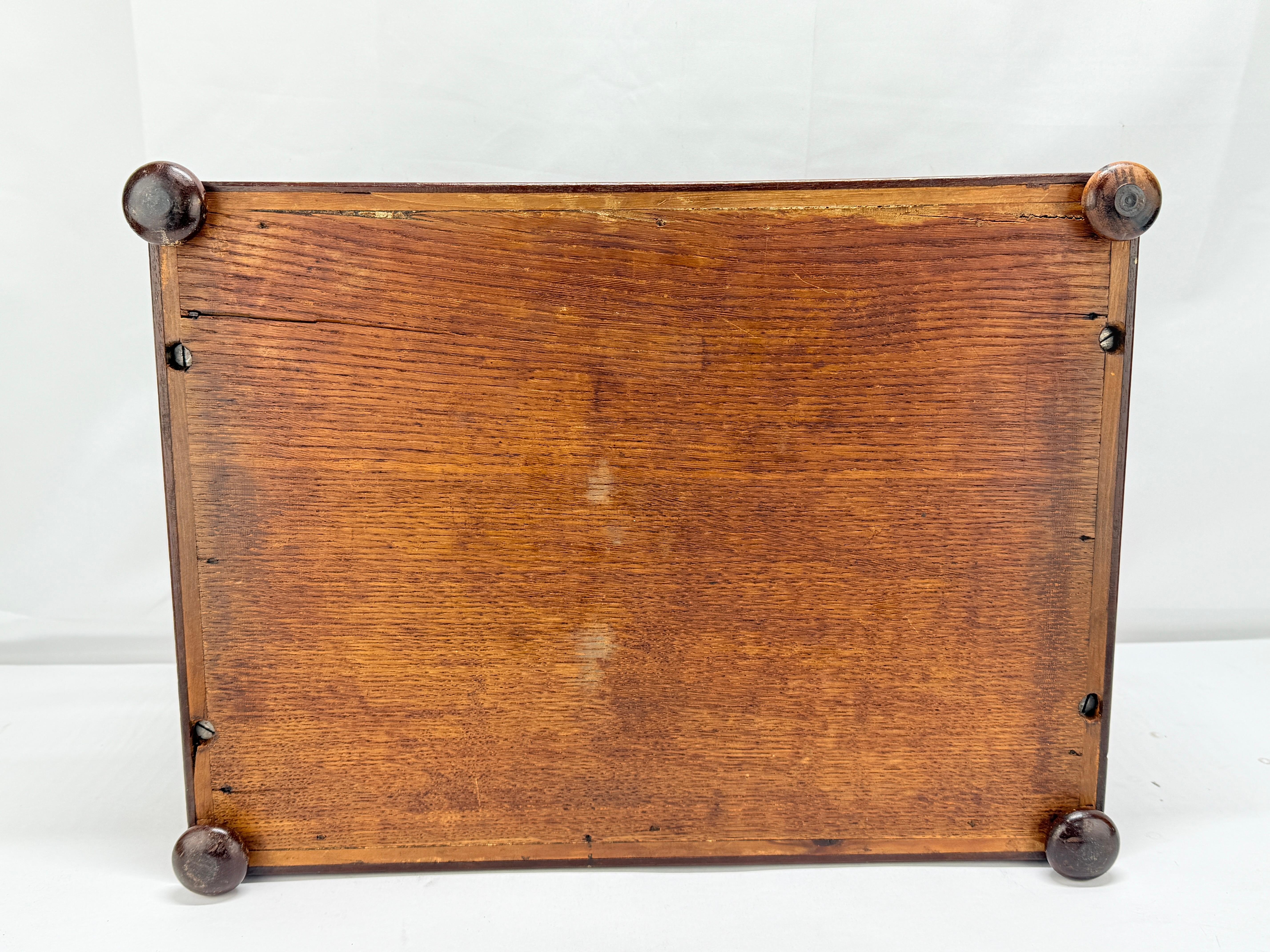 English Regency Mahogany Lyre Form Book Stand or Display, C. 1815 - 1830 3