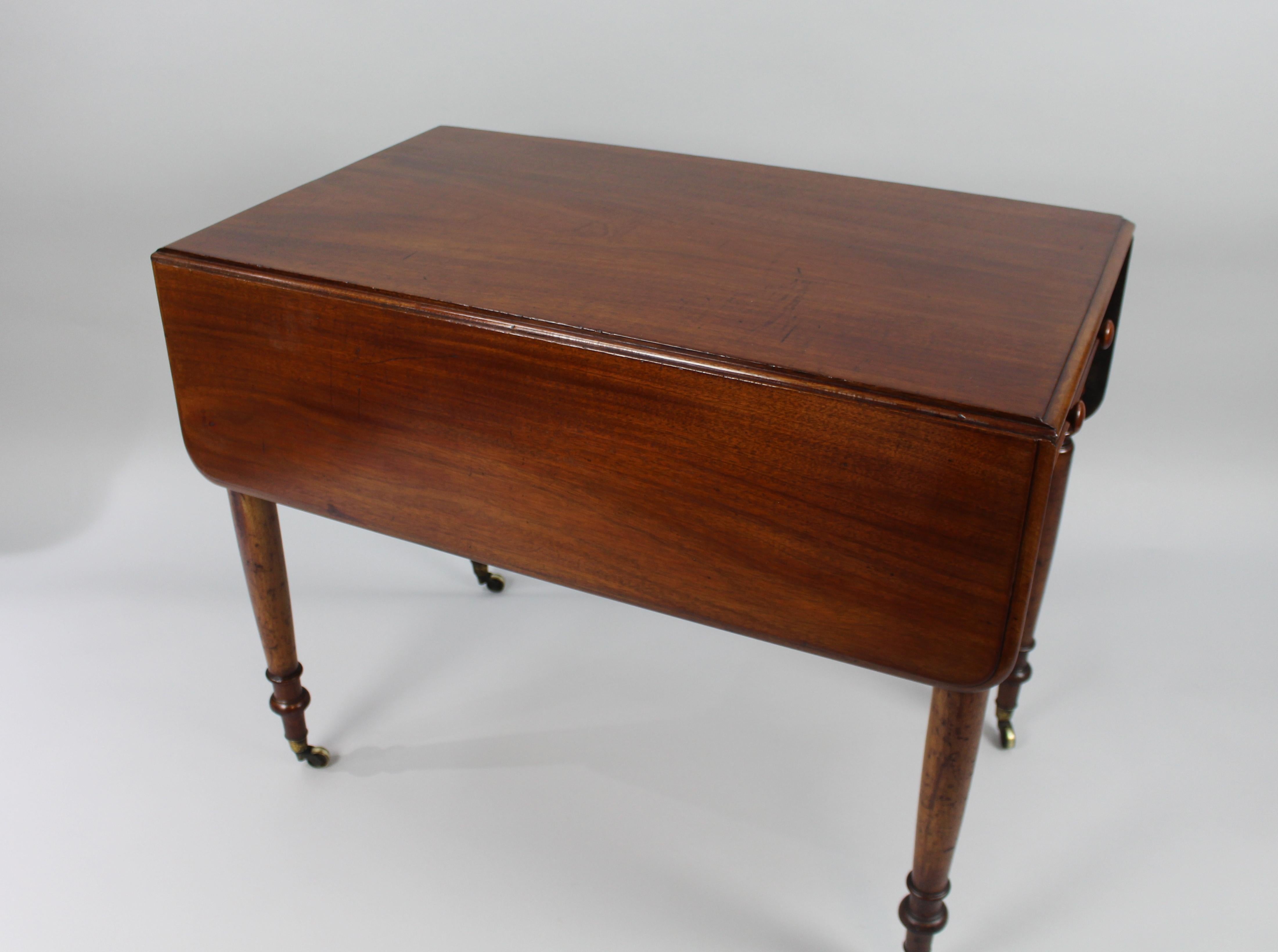 English Regency Mahogany Pembroke Table For Sale 2