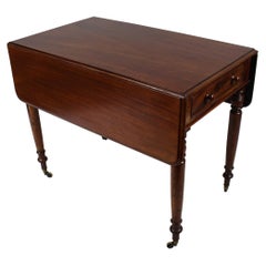 Table Pembroke en acajou de style Régence anglaise