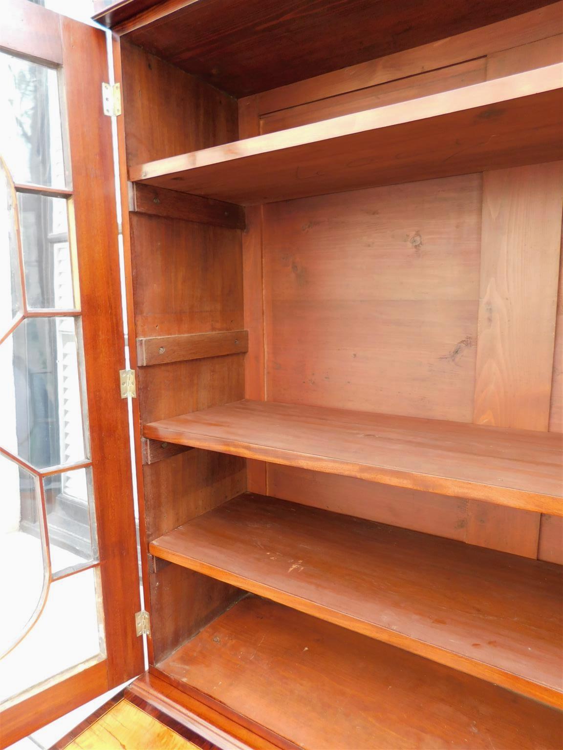 Segretaria inglese Chippendale in mogano e legno satinato con libreria C.C. 1780 in vendita 6