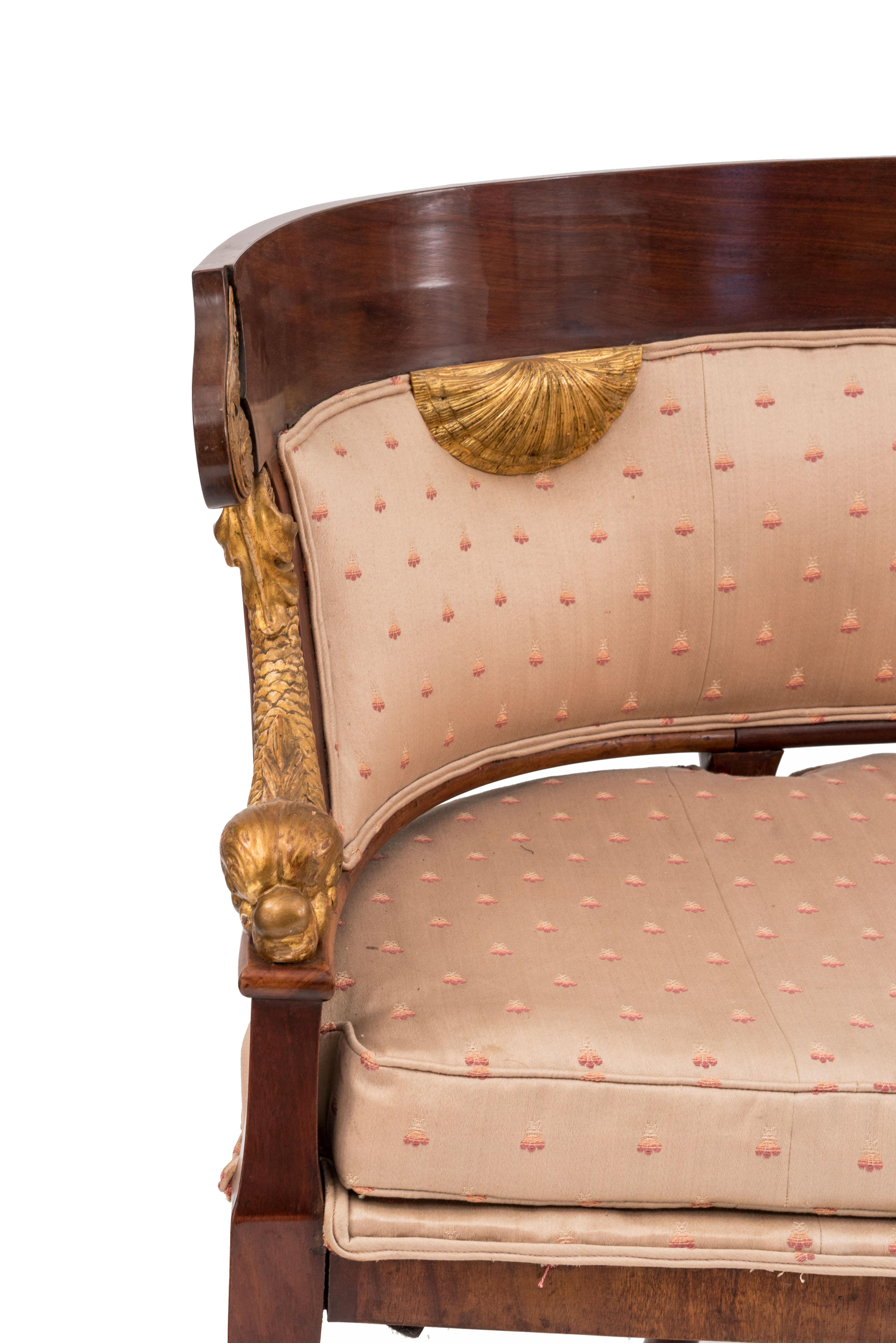 English Regency Mahogany Settee In Good Condition For Sale In New York, NY