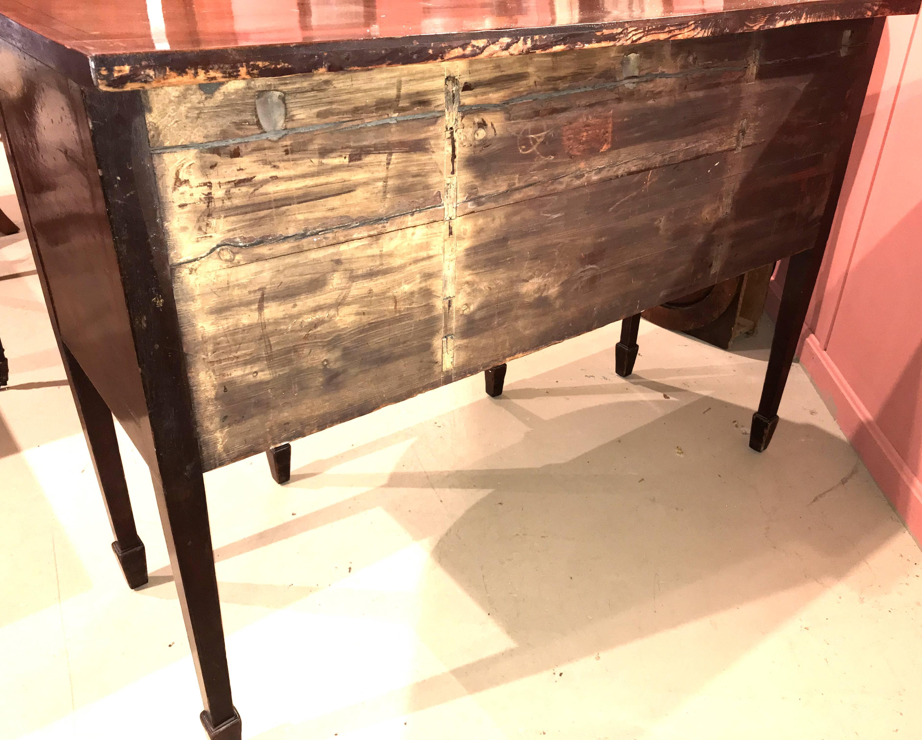 English Regency Mahogany Sideboard with Ebony Inlay, circa 1810 10