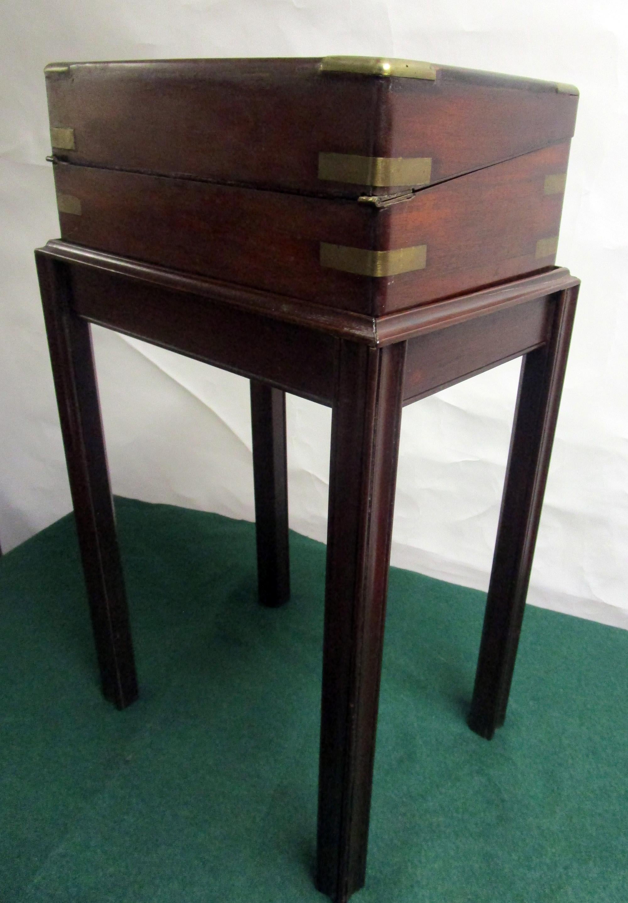 English Regency Mahogany Travelling Lap Desk with Secret Compartment, on Stand For Sale 4