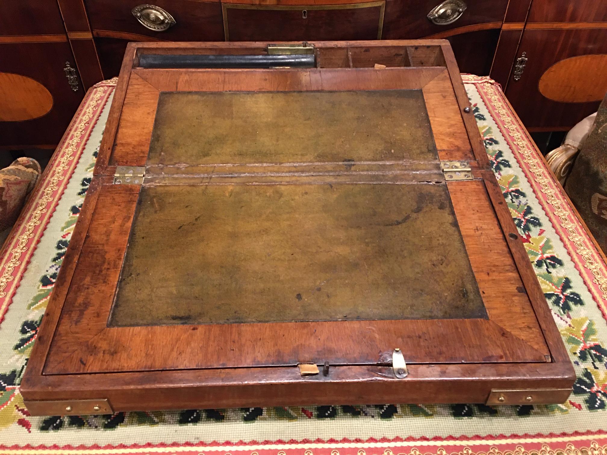 English Regency Mahogany Travelling Sloped Lap Desk Box, 19th Century For Sale 2