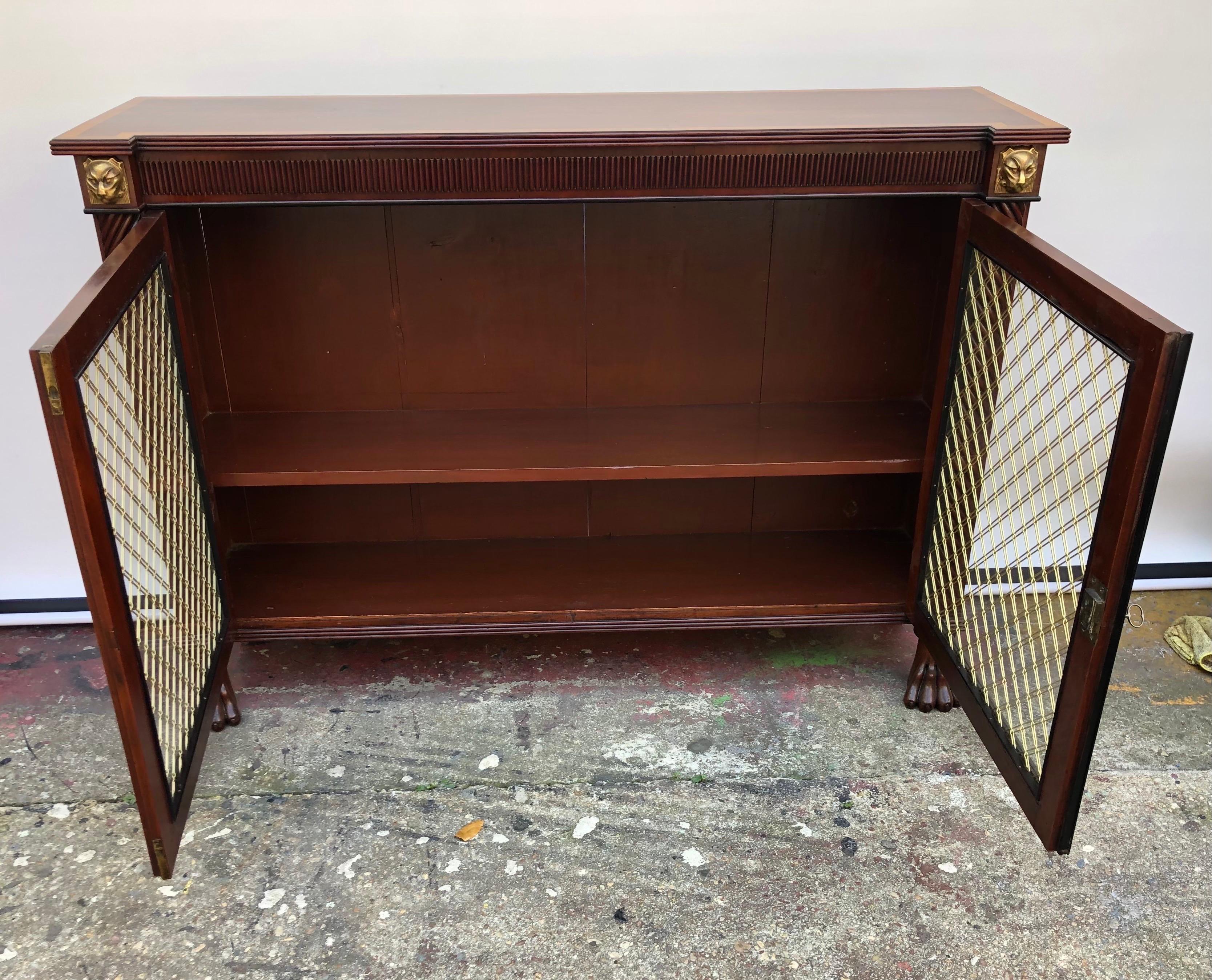 English Regency Mahogany Two Door Credenza / Side Cabinet, Early 19th Century For Sale 10
