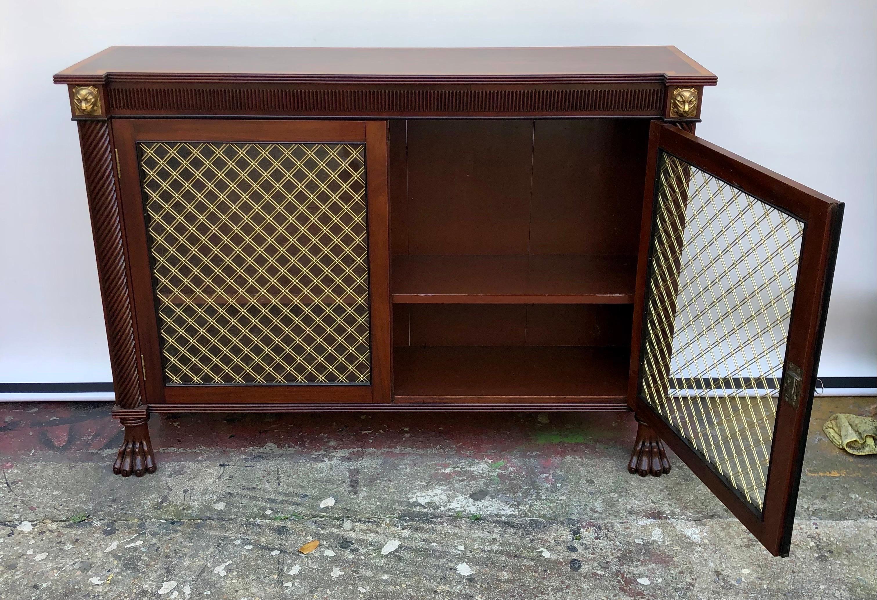 English Regency Mahogany Two Door Credenza / Side Cabinet, Early 19th Century For Sale 11
