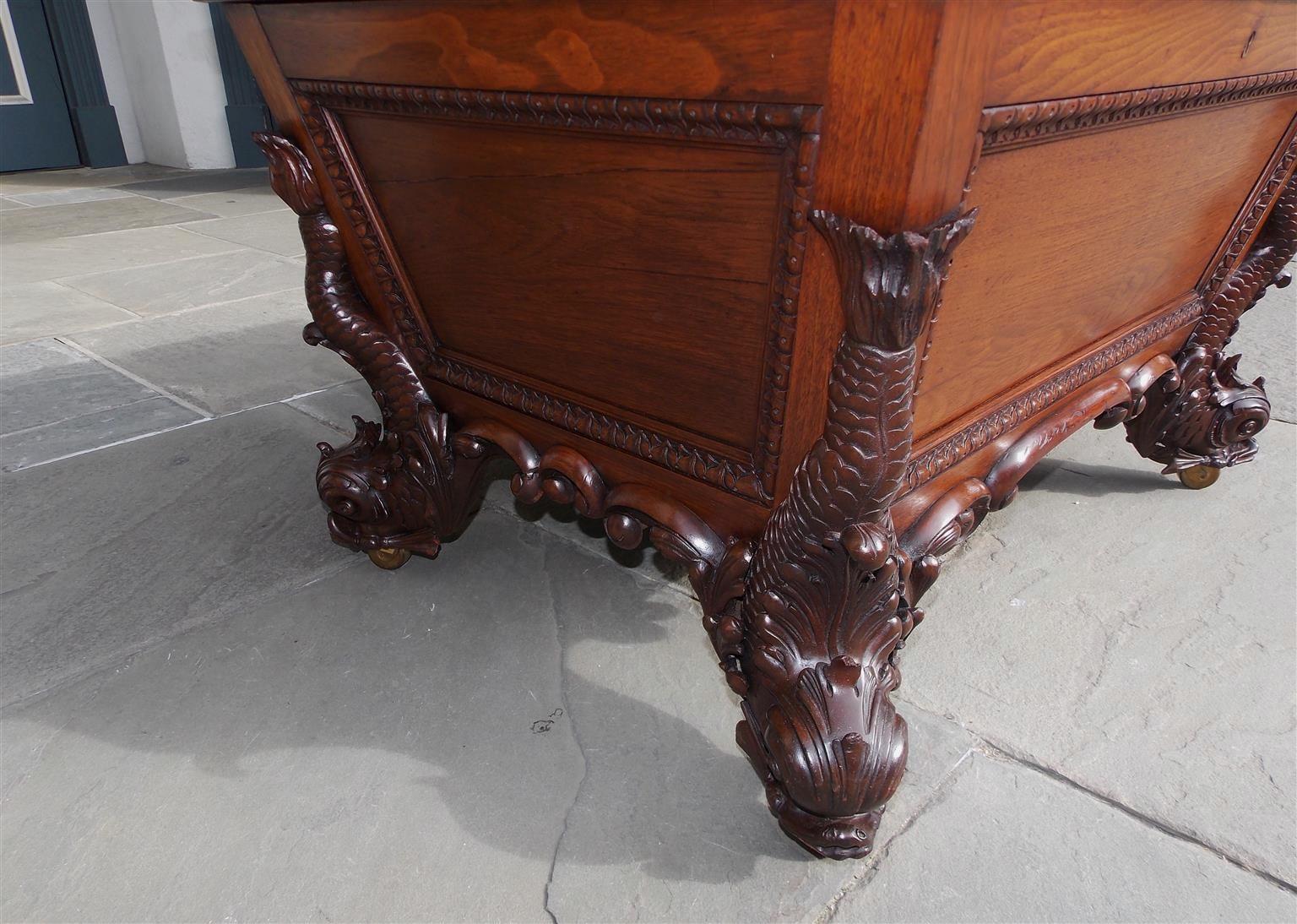 English Regency Mahogany Wine Cellarette with Flanking Dolphin Feet, Circa 1815 In Excellent Condition For Sale In Hollywood, SC