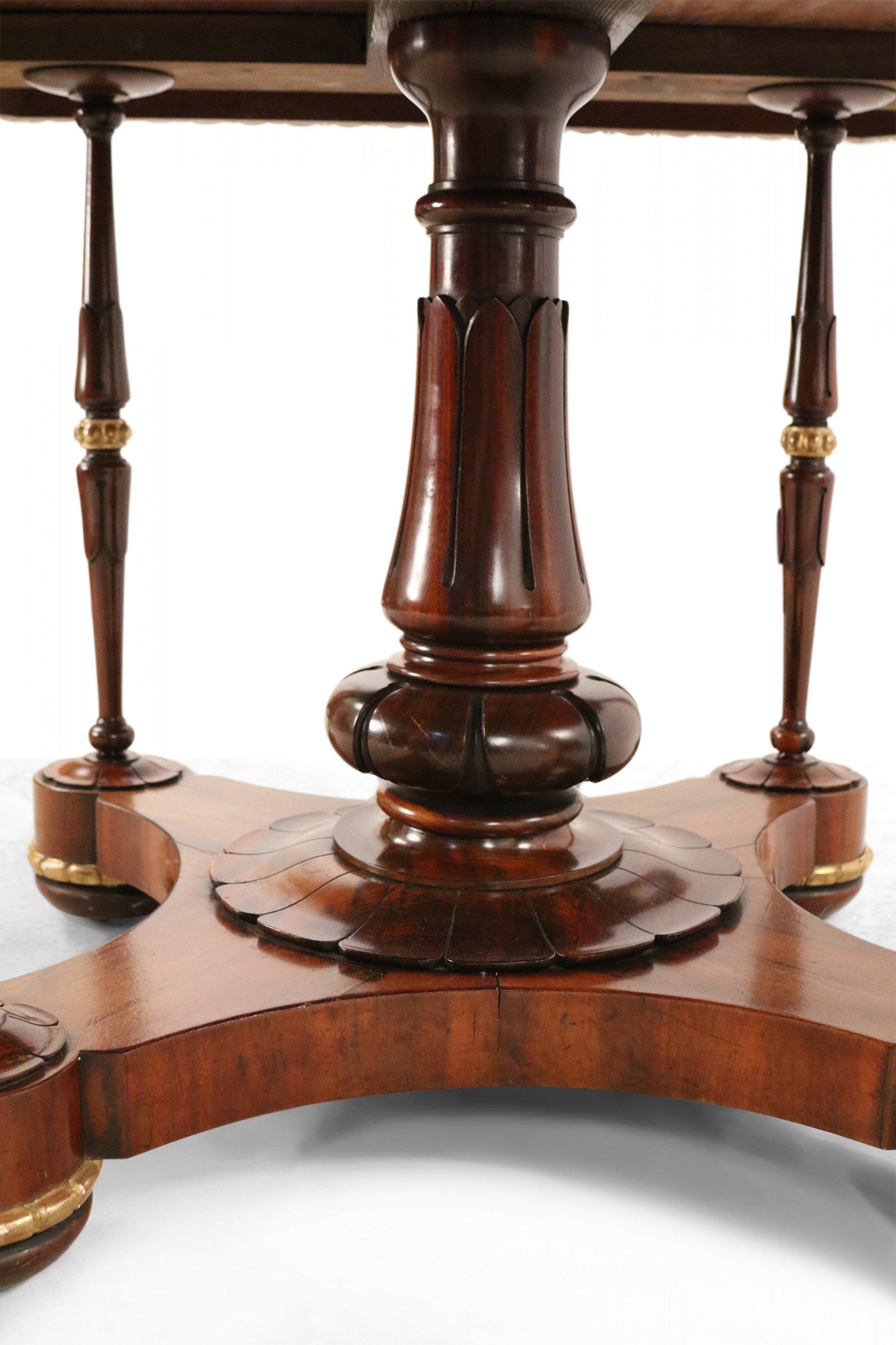 English Regency Octagonal Rosewood and Brass Trim Center Table In Good Condition For Sale In New York, NY
