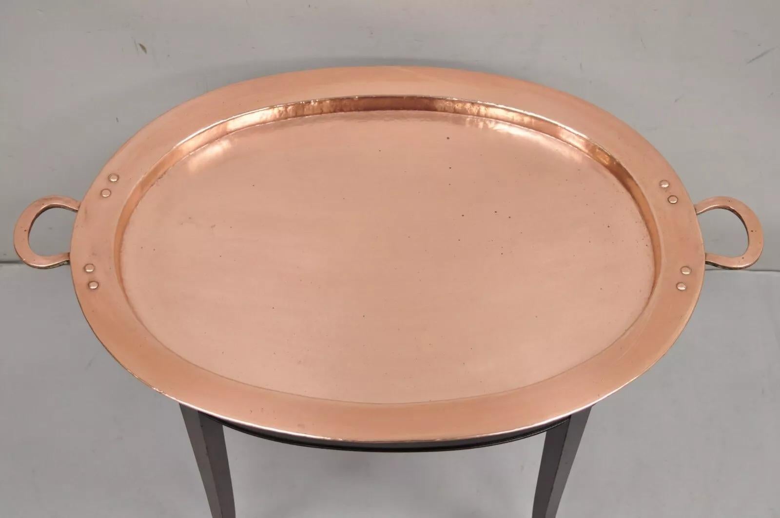 English Regency Oval Mahogany Butler's Coffee Table with Copper Serving Tray Top In Good Condition In Philadelphia, PA