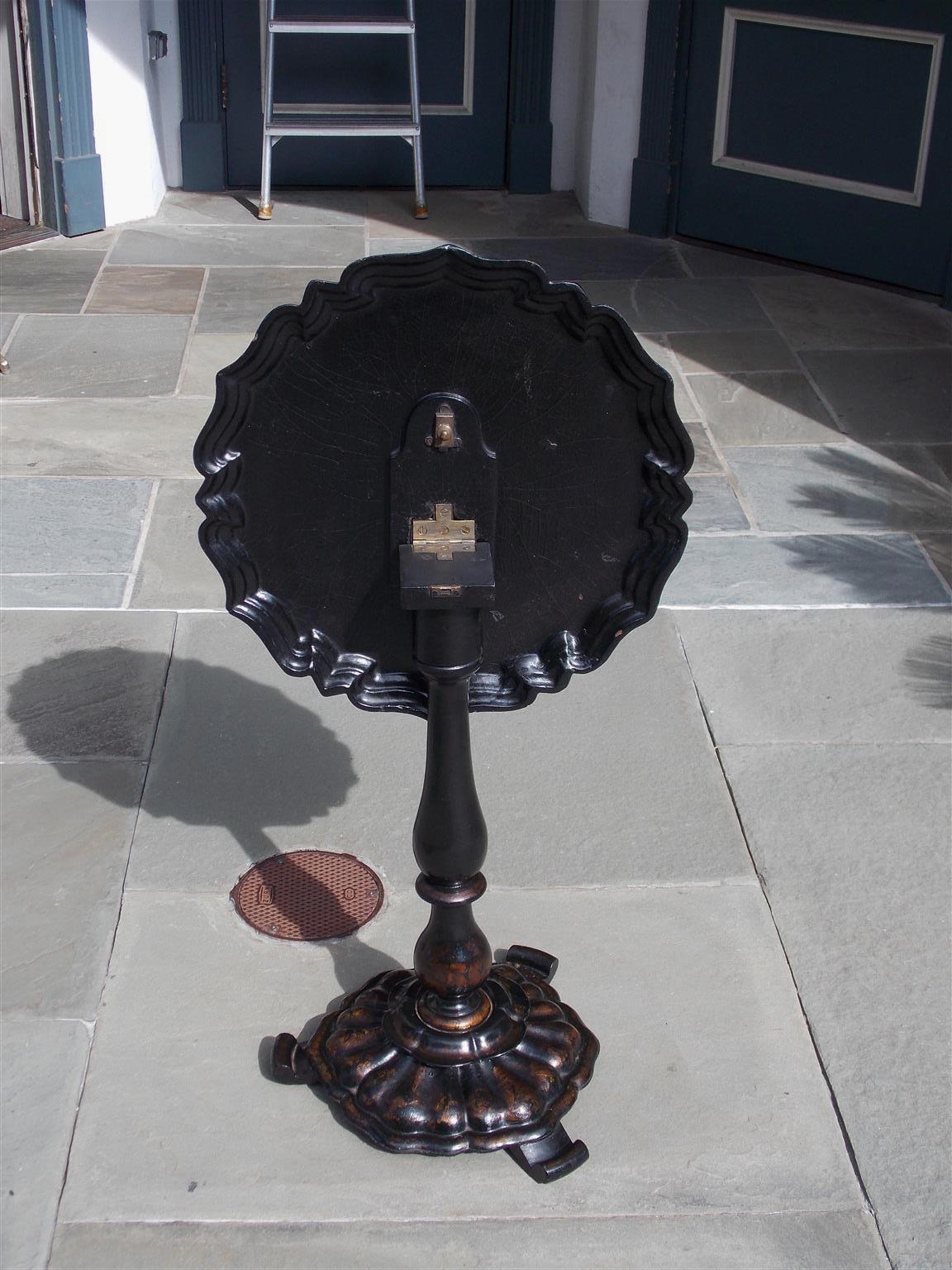 English Regency Papier Mâché Mother of Pearl Inlaid Gilt Tea Table, Circa 1815 For Sale 1