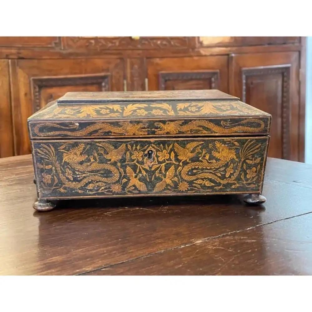 English Regency Penwork Double-handled Jewelry Box, Chinoiserie In Good Condition For Sale In Charlottesville, VA