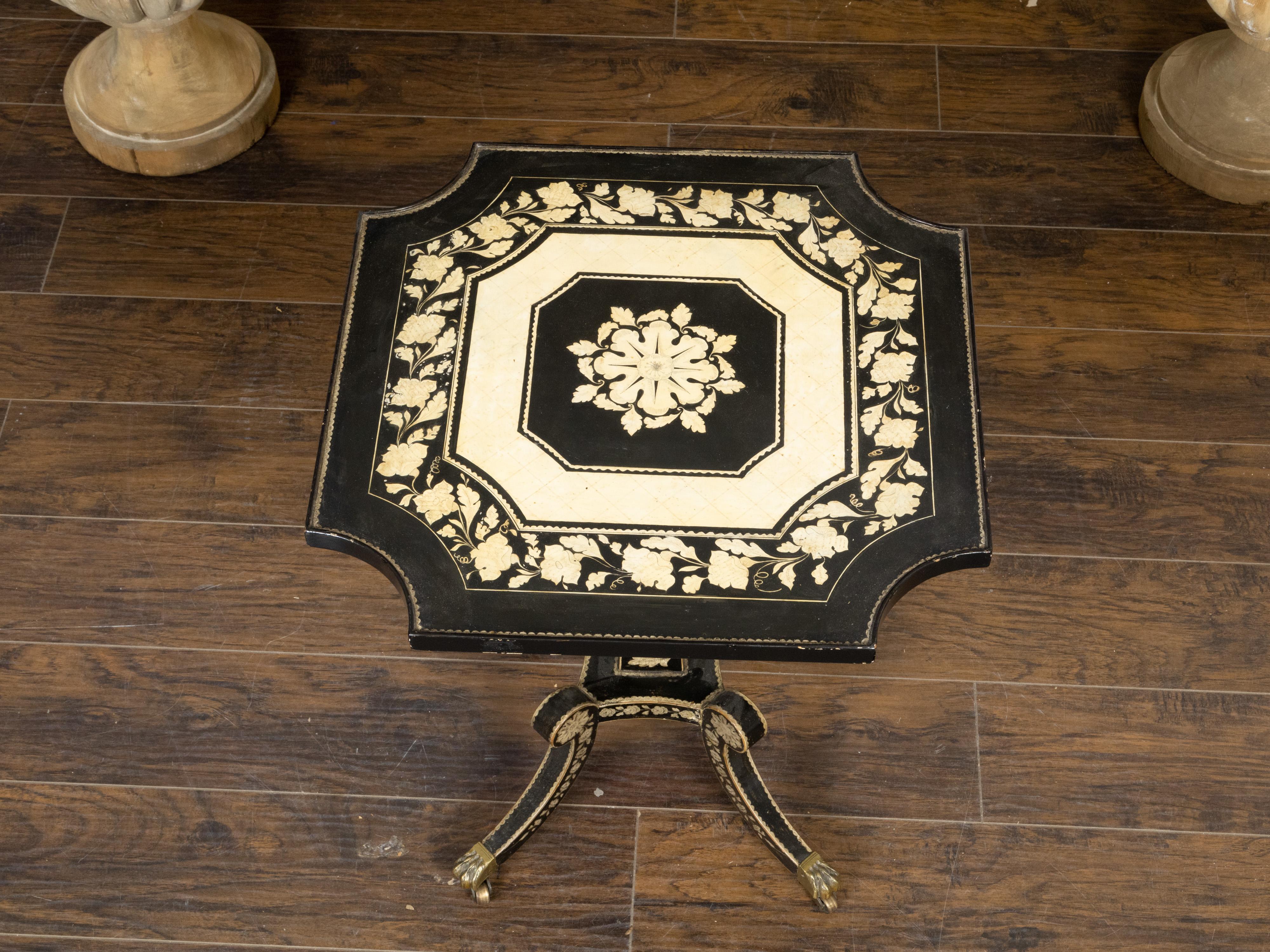 English Regency Penwork Occasional Table with Floral Décor and Curving Legs For Sale 1