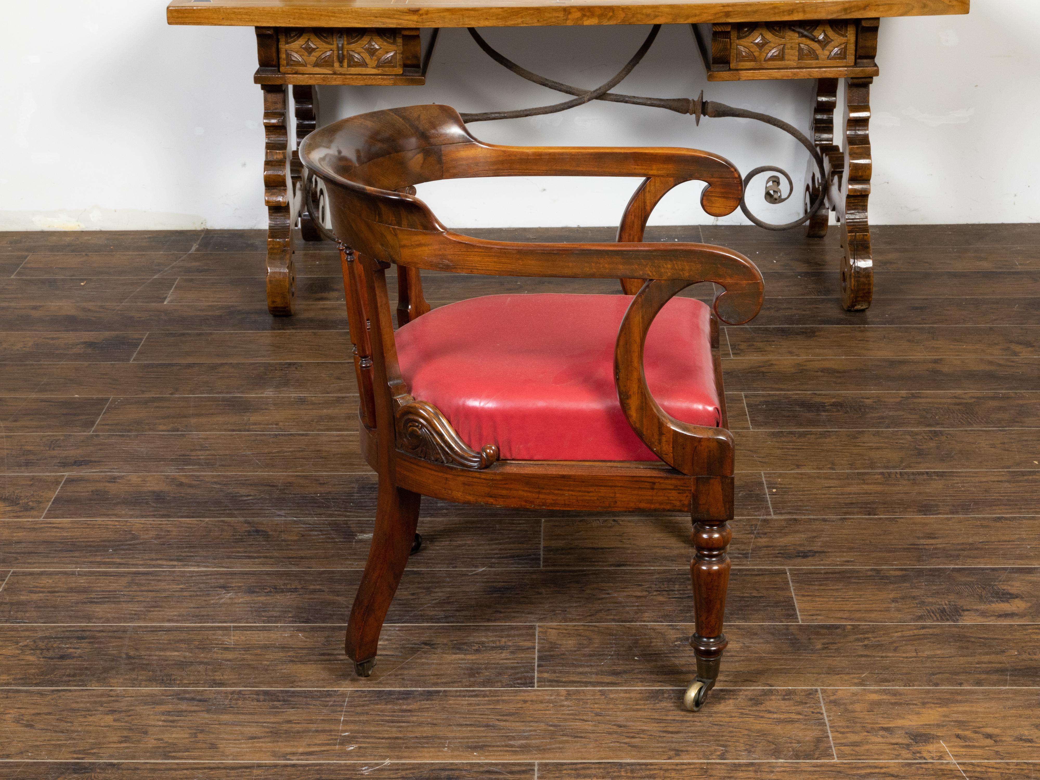 Regency Fauteuil d'époque Régence anglaise du 19ème siècle en acajou avec dossier en fer à cheval rembourré en vente