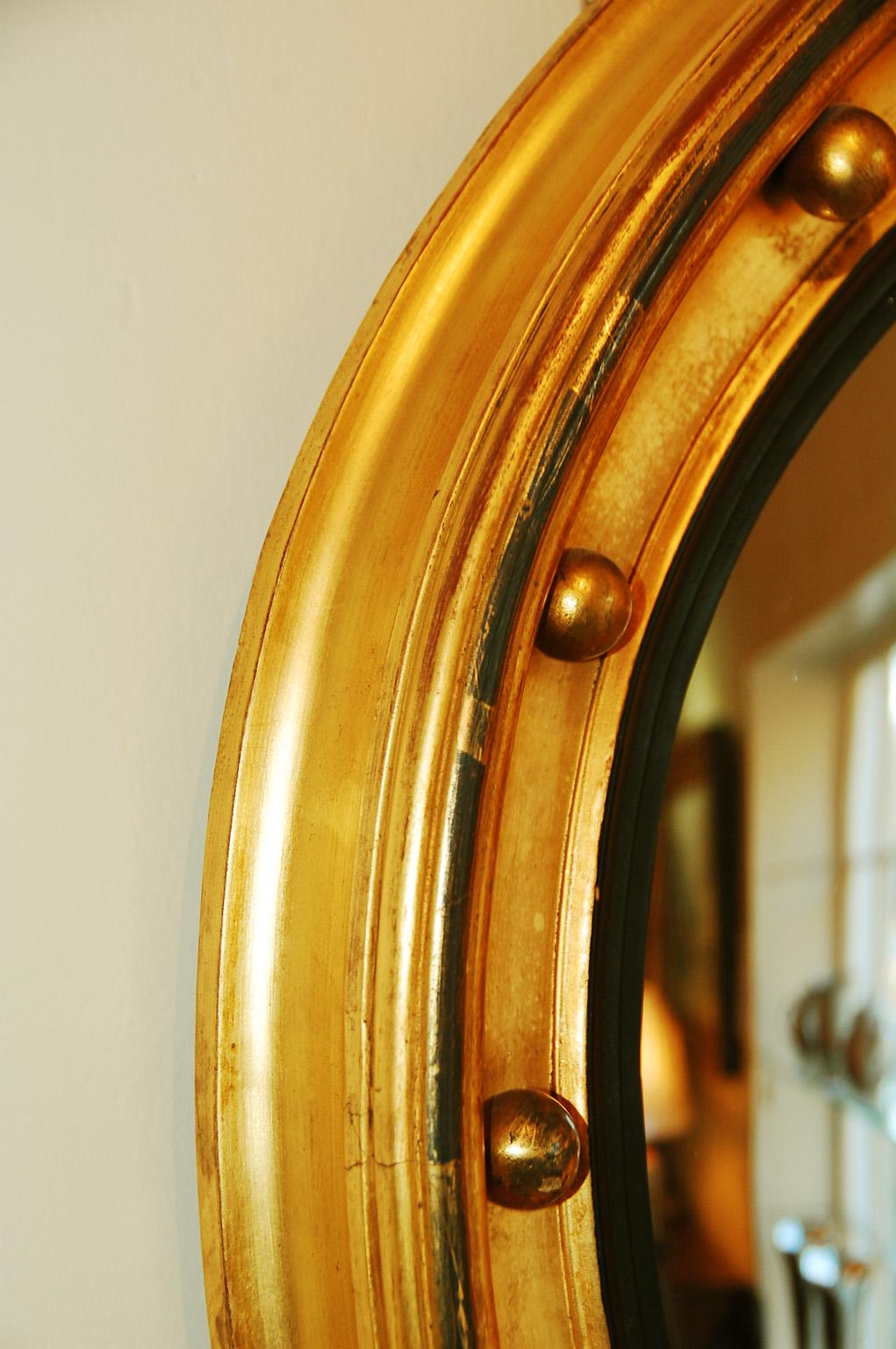English Regency Period Convex Gold Leaf Mirror with Balls In Good Condition In Wells, ME