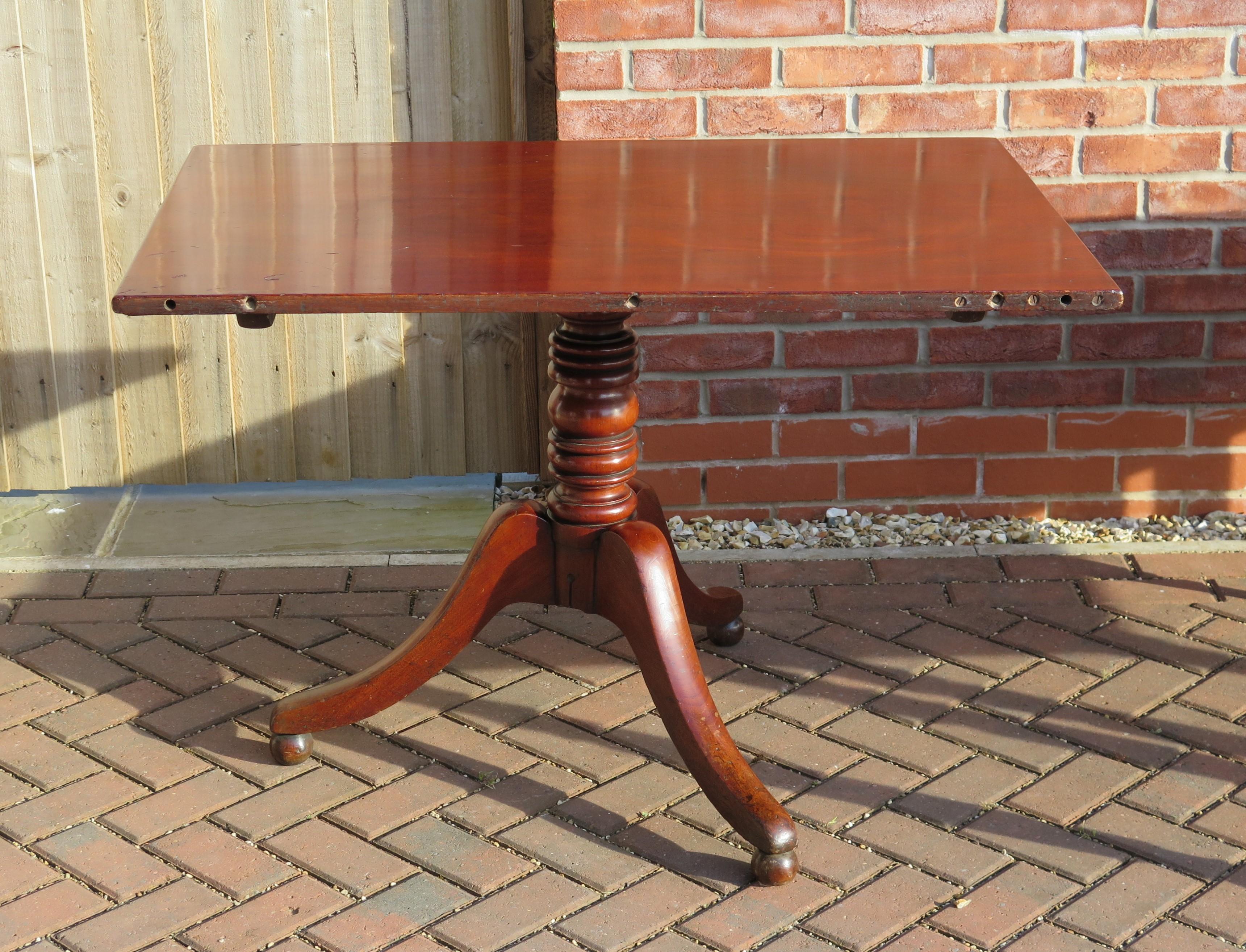 English Regency Period Extending Dining Table with centre pedestal,  Circa 1810 6
