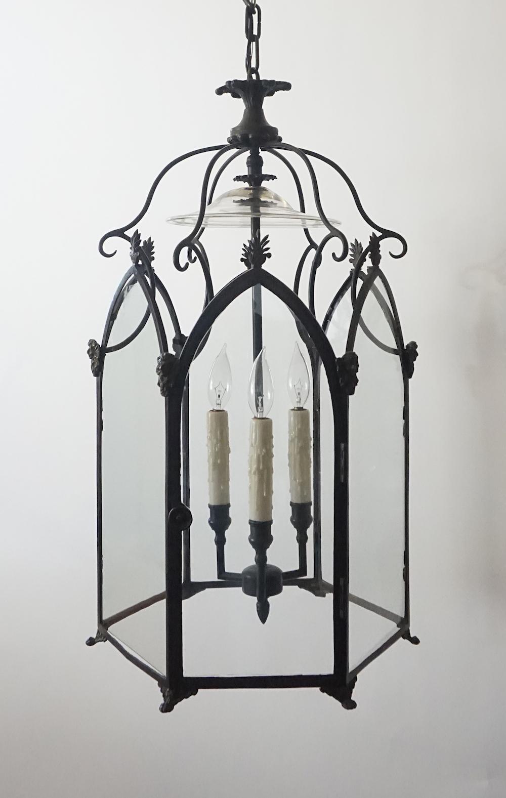 Lanterne « Gothic » en bronze et fer de la période Régence anglaise, vers 1810 Bon état - En vente à Kinderhook, NY