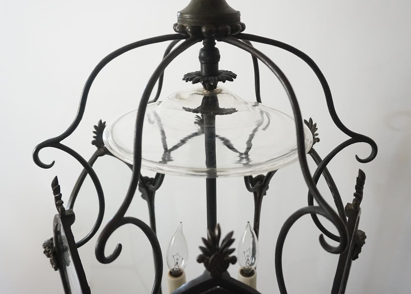 Englische „Gothick“-Laterne aus Bronze und Eisen aus der englischen Regency-Periode, um 1810 im Angebot 3