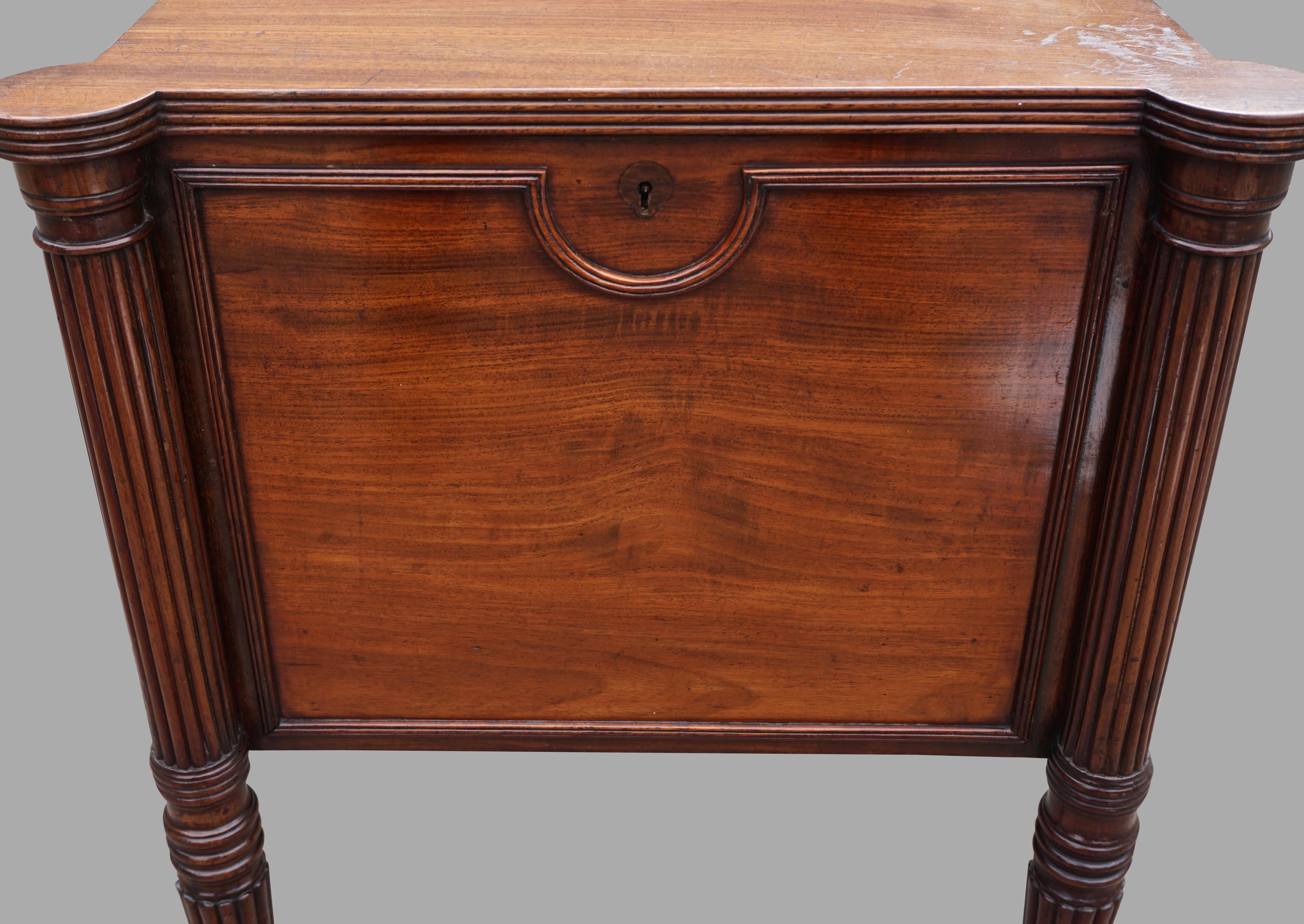English Regency Period Mahogany Cellarette in the Manner of Gillows 7