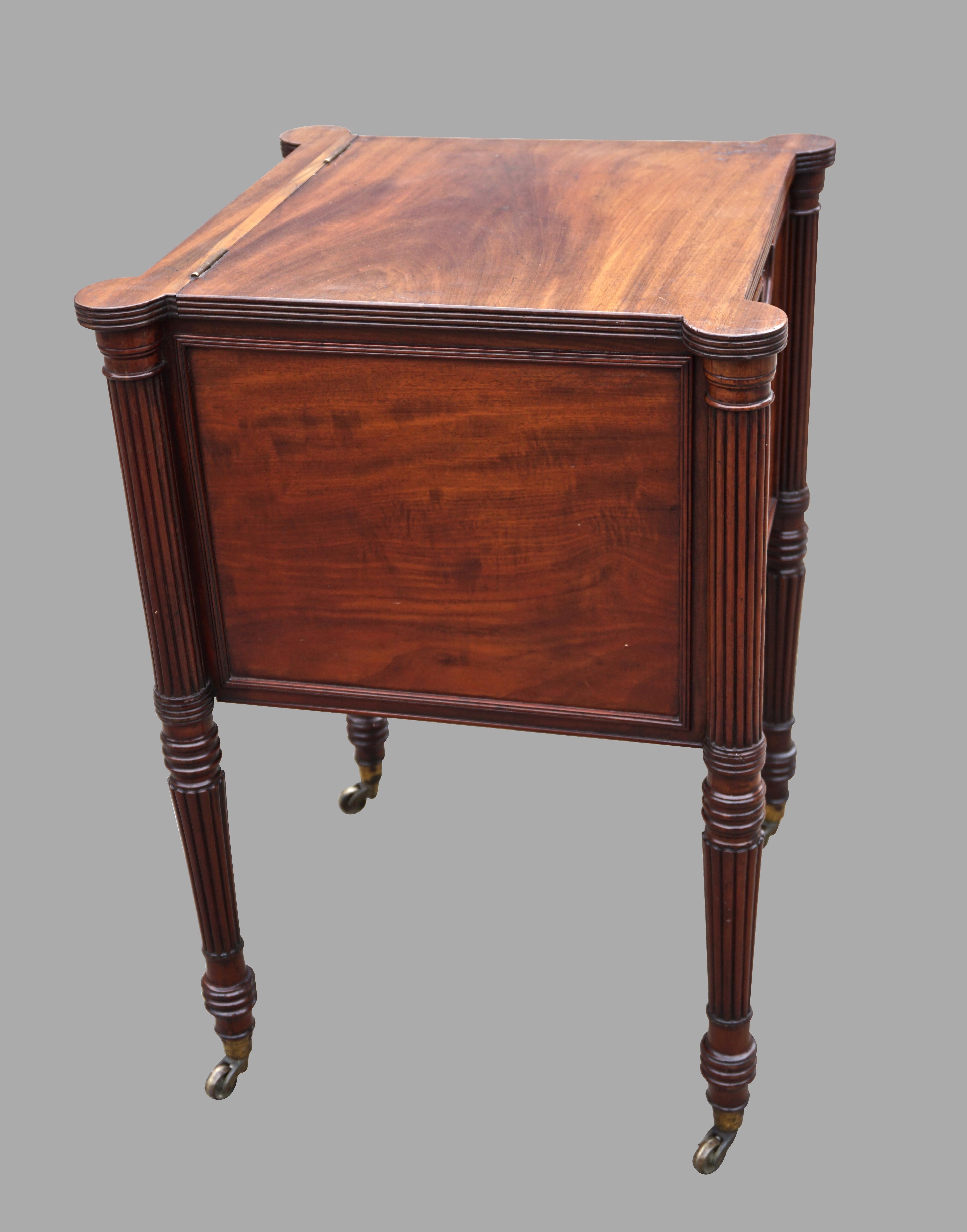 English Regency Period Mahogany Cellarette in the Manner of Gillows 2
