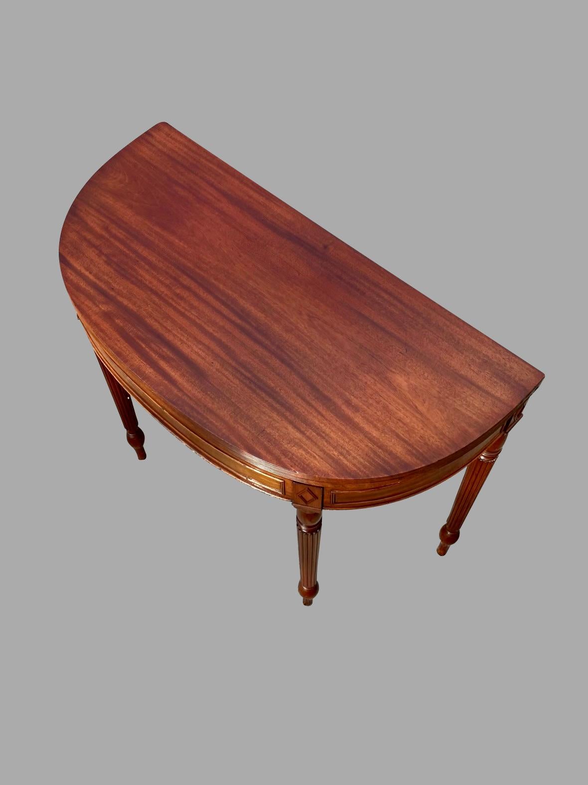 English Regency Period Mahogany Flip Top Game or Tea Table with Reeded Legs For Sale 9