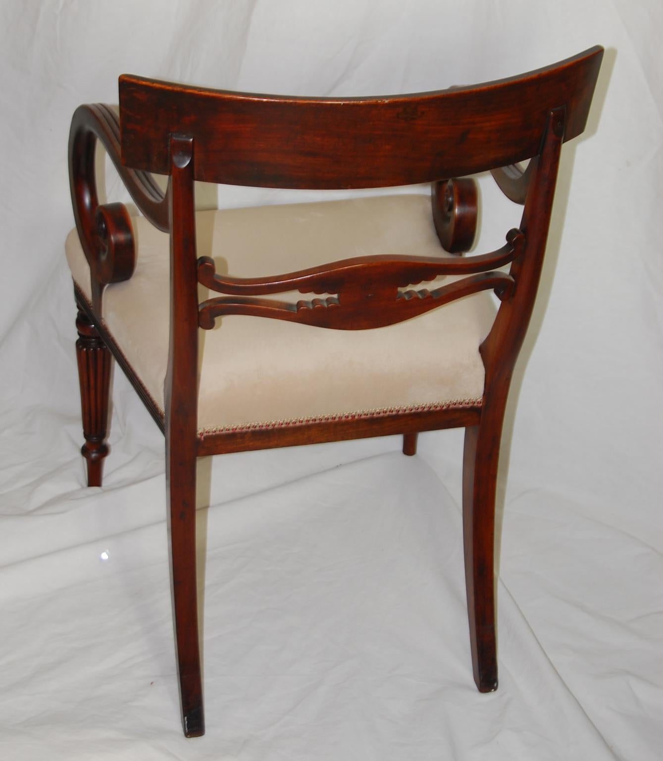 English Regency Period Pair of Mahogany Armchairs, Scroll Arms, Reeded Legs In Good Condition In Wells, ME