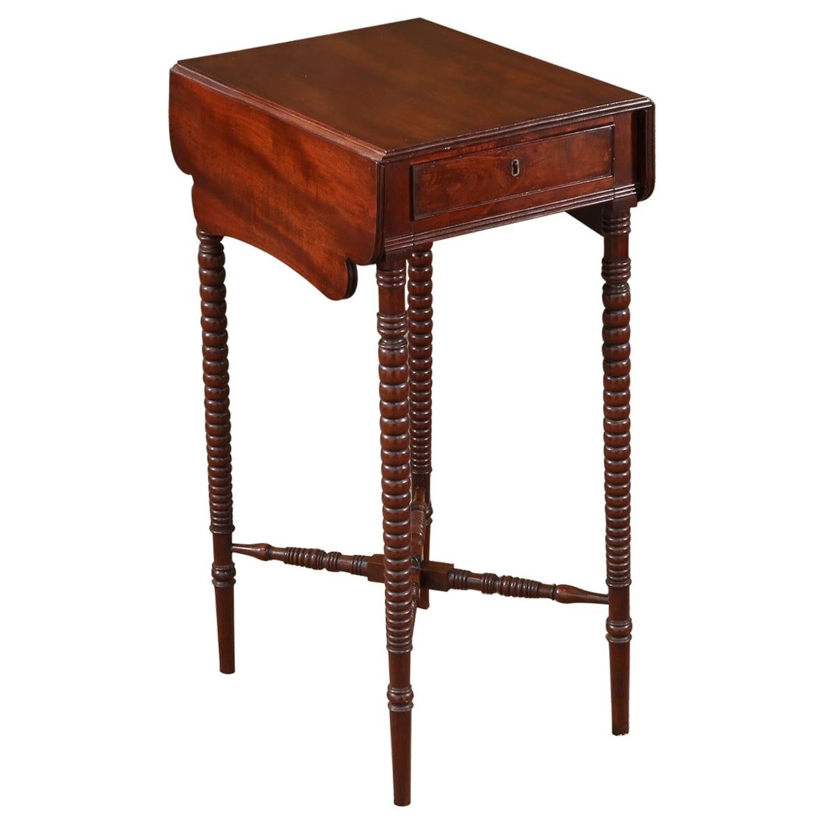 English Regency Period Small Mahogany Drop Leaf Table, circa 1820 For Sale