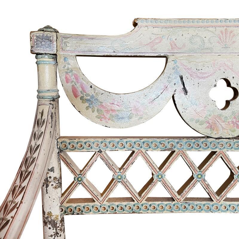 Anglais Fauteuil Regency anglais peint en polychrome en vente