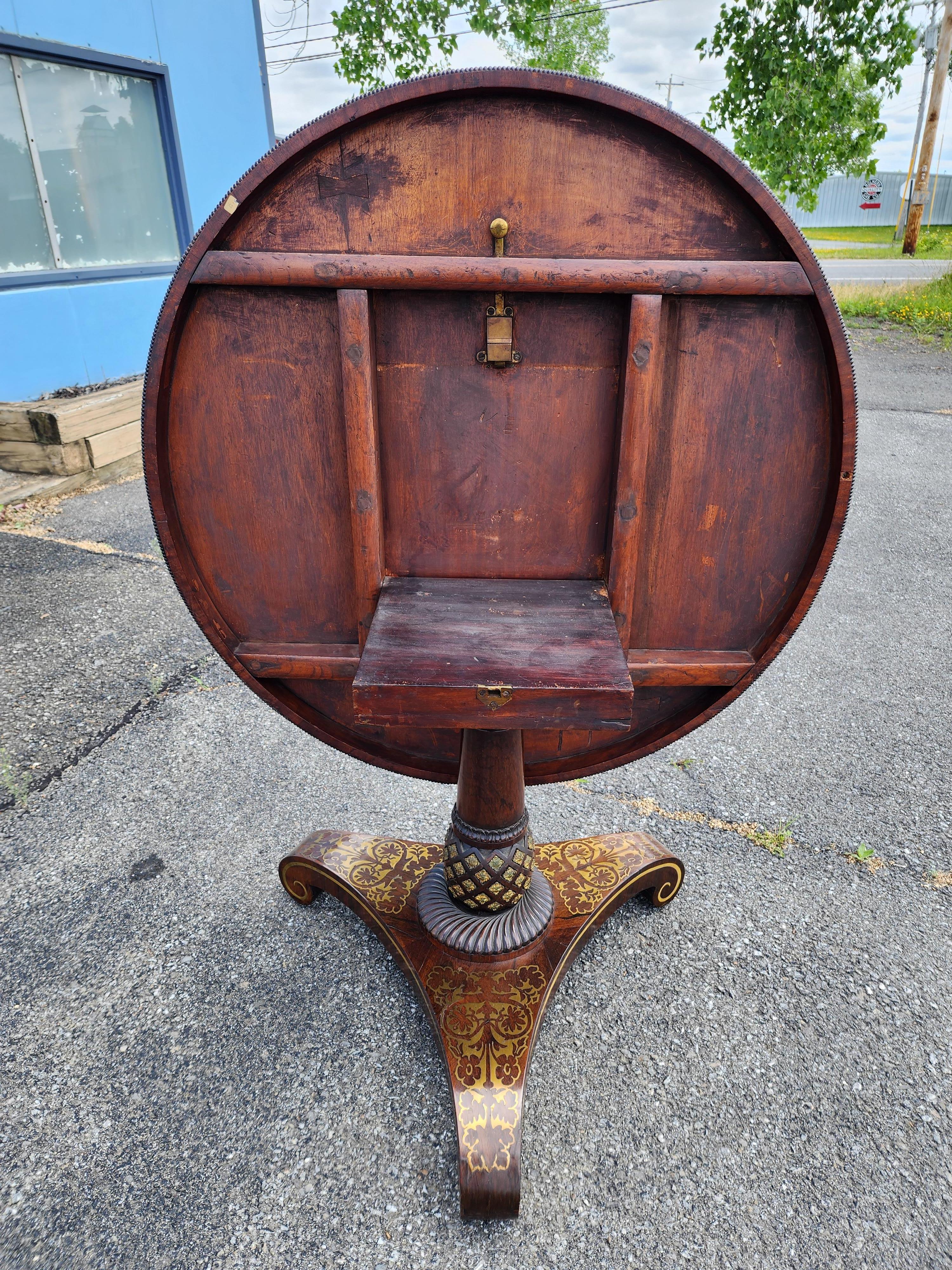 English Regency Rosewood and Brass Tilt-Top Table im Angebot 8