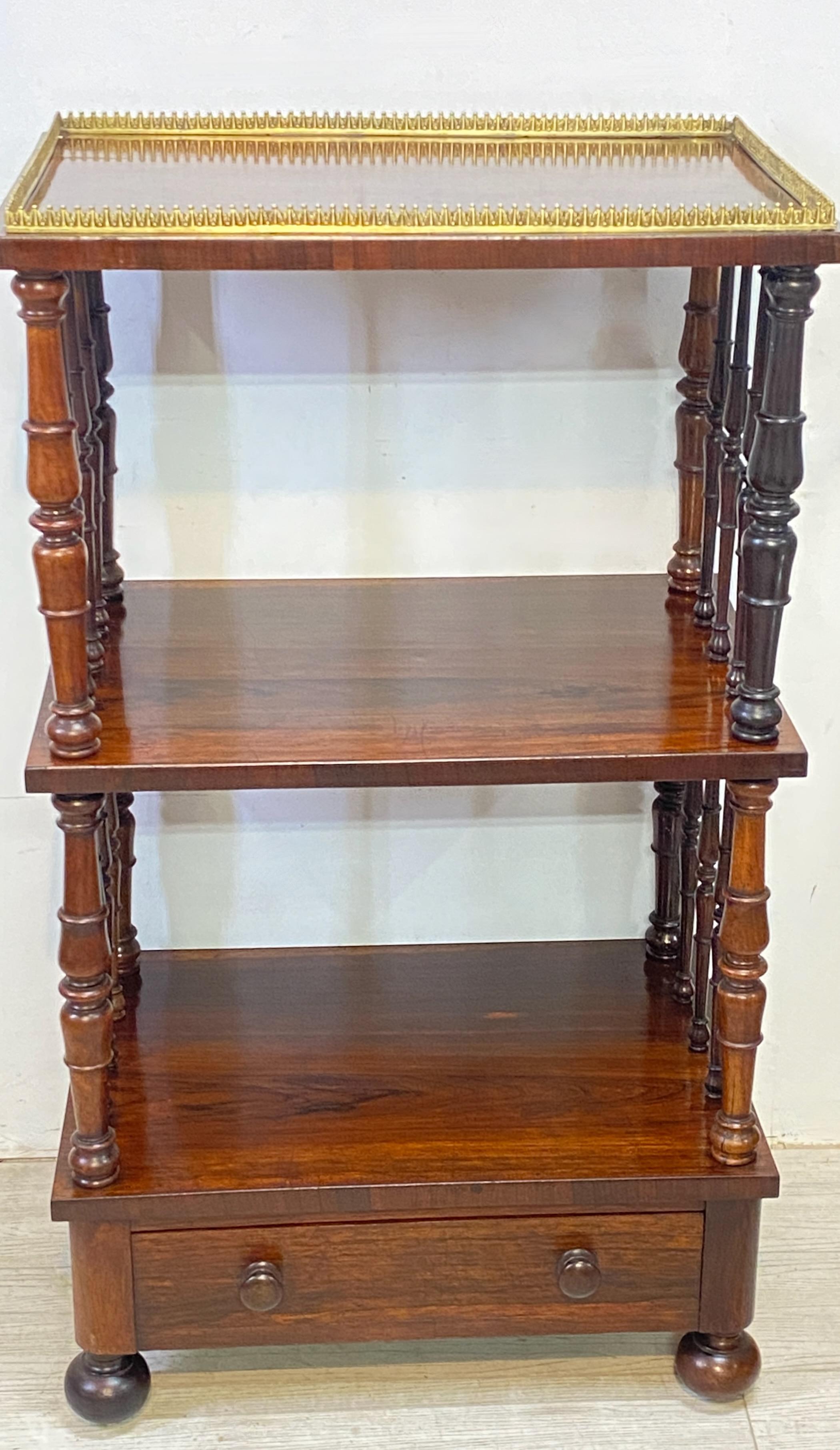 English Regency Rosewood and Walnut Silent Butler Serving Table Shelf circa 1830 For Sale 2