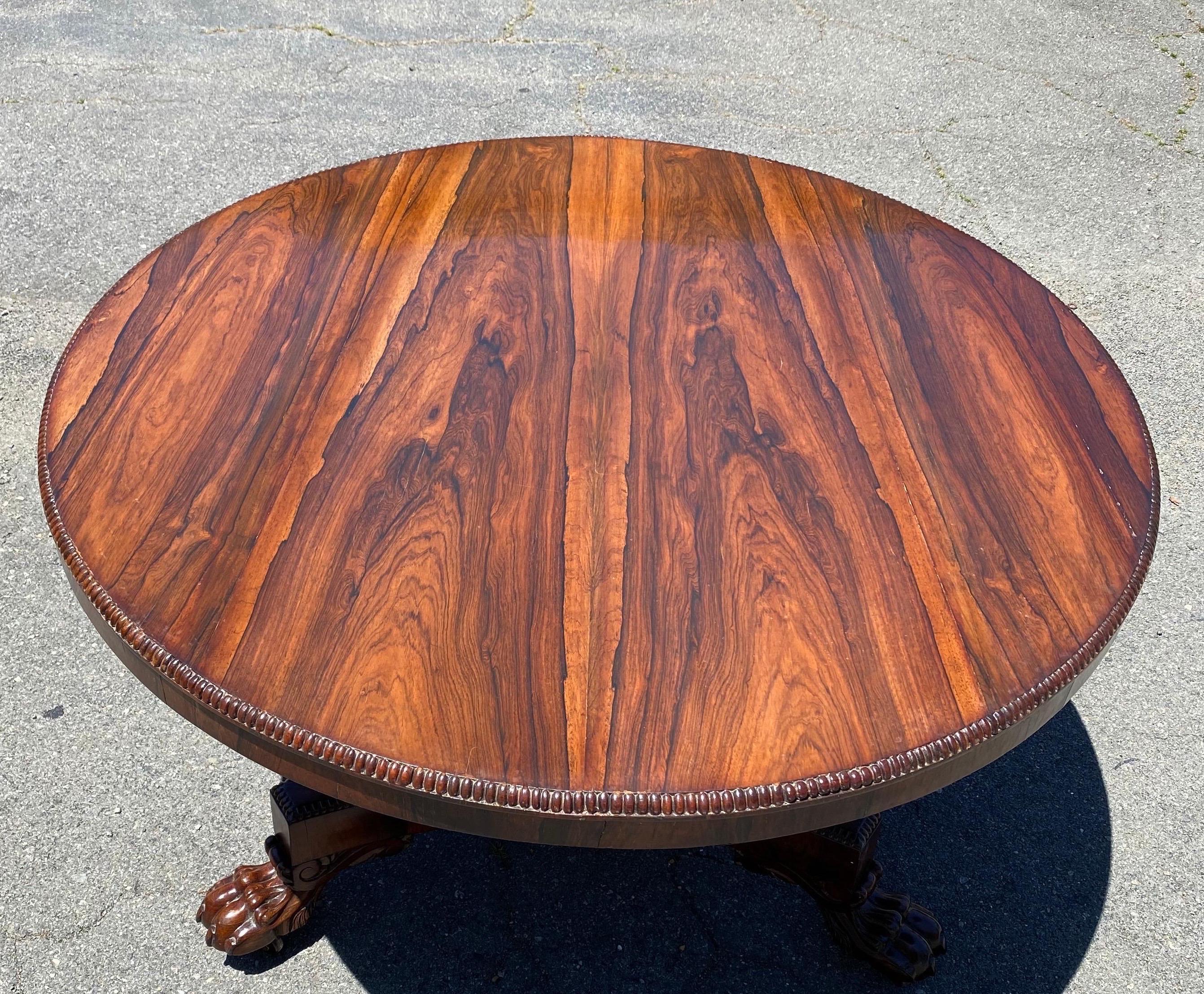 English Regency Rosewood Center Table In Good Condition In Charleston, SC