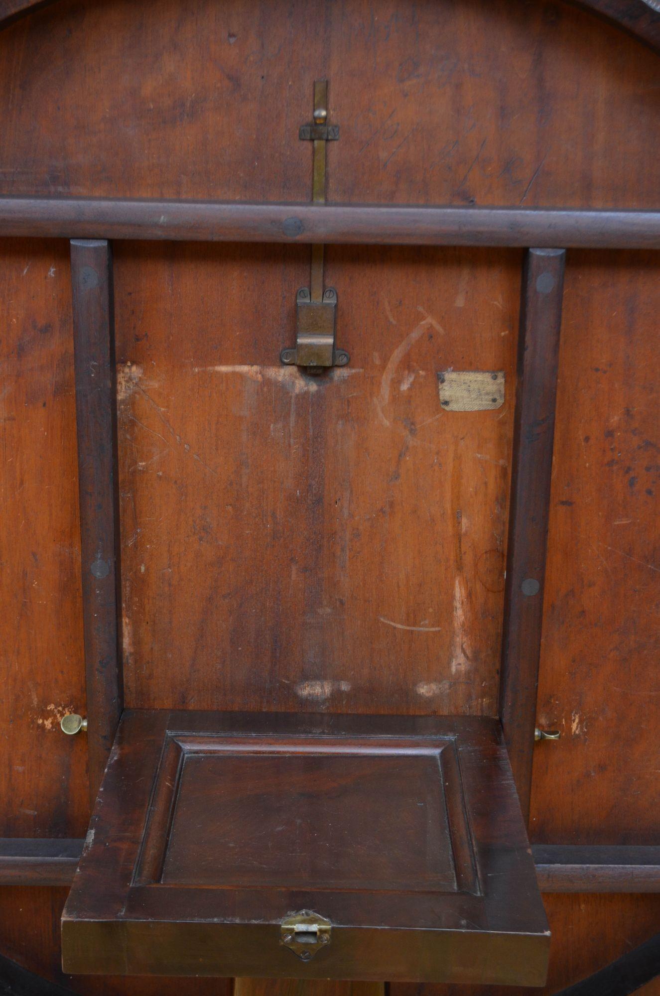 Table centrale anglaise Regency en bois de rose en vente 4