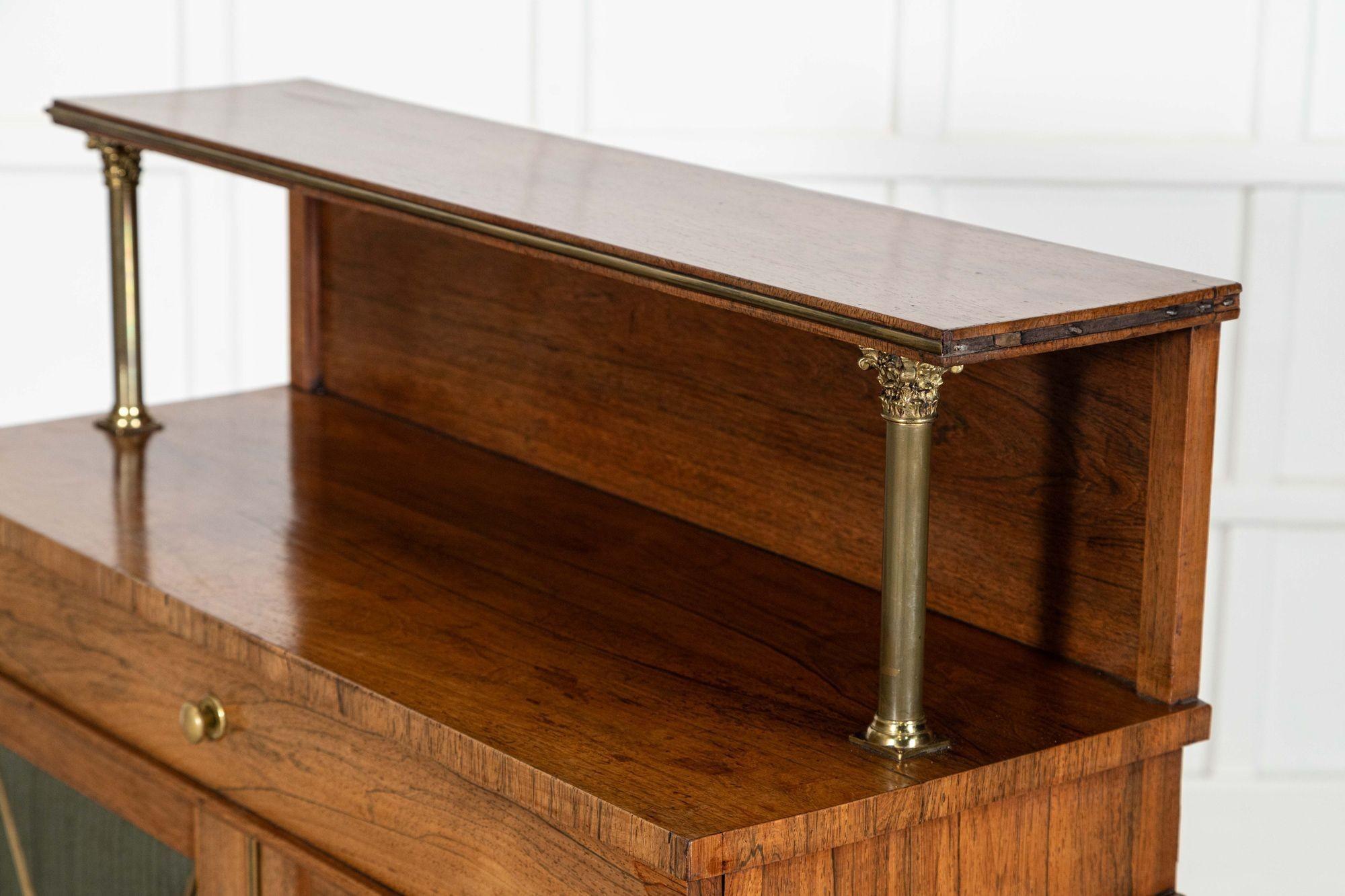 Chiffoniere inglese Regency in palissandro in vendita 9